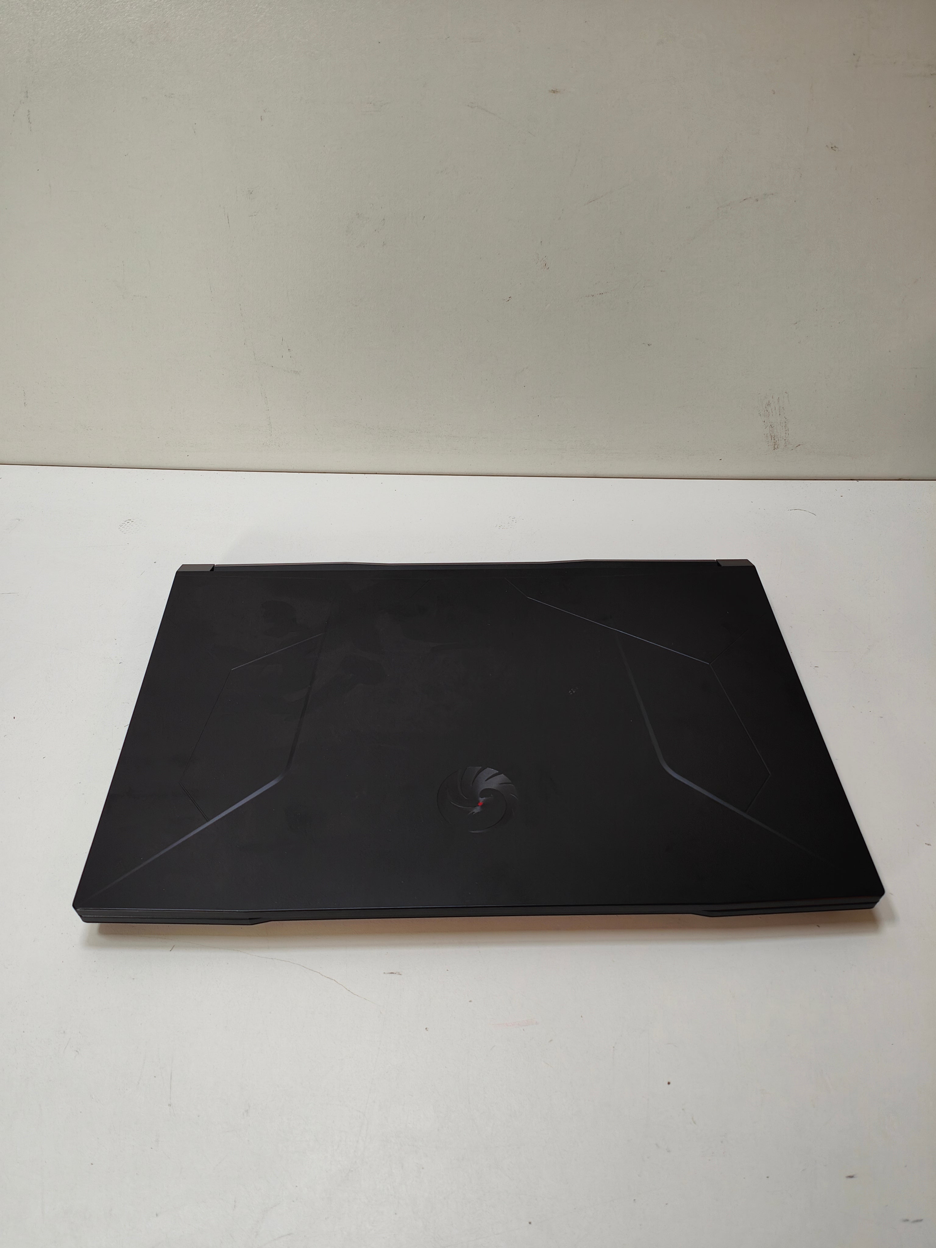 MSI Bravo 17 C7UDX-053 QWERTY