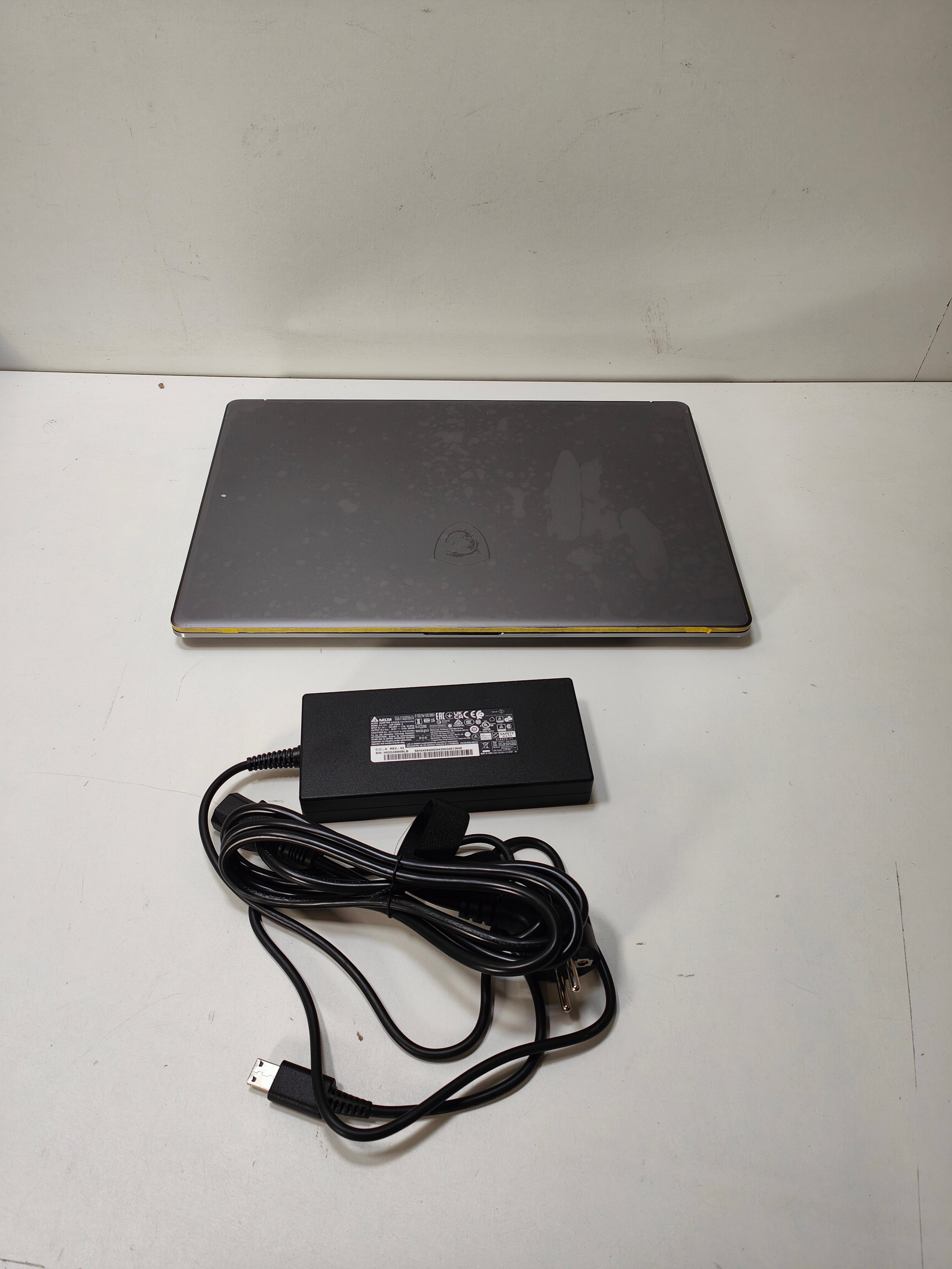 MSI Creator Z17HXStudio A13VFT-013NL QWERTY