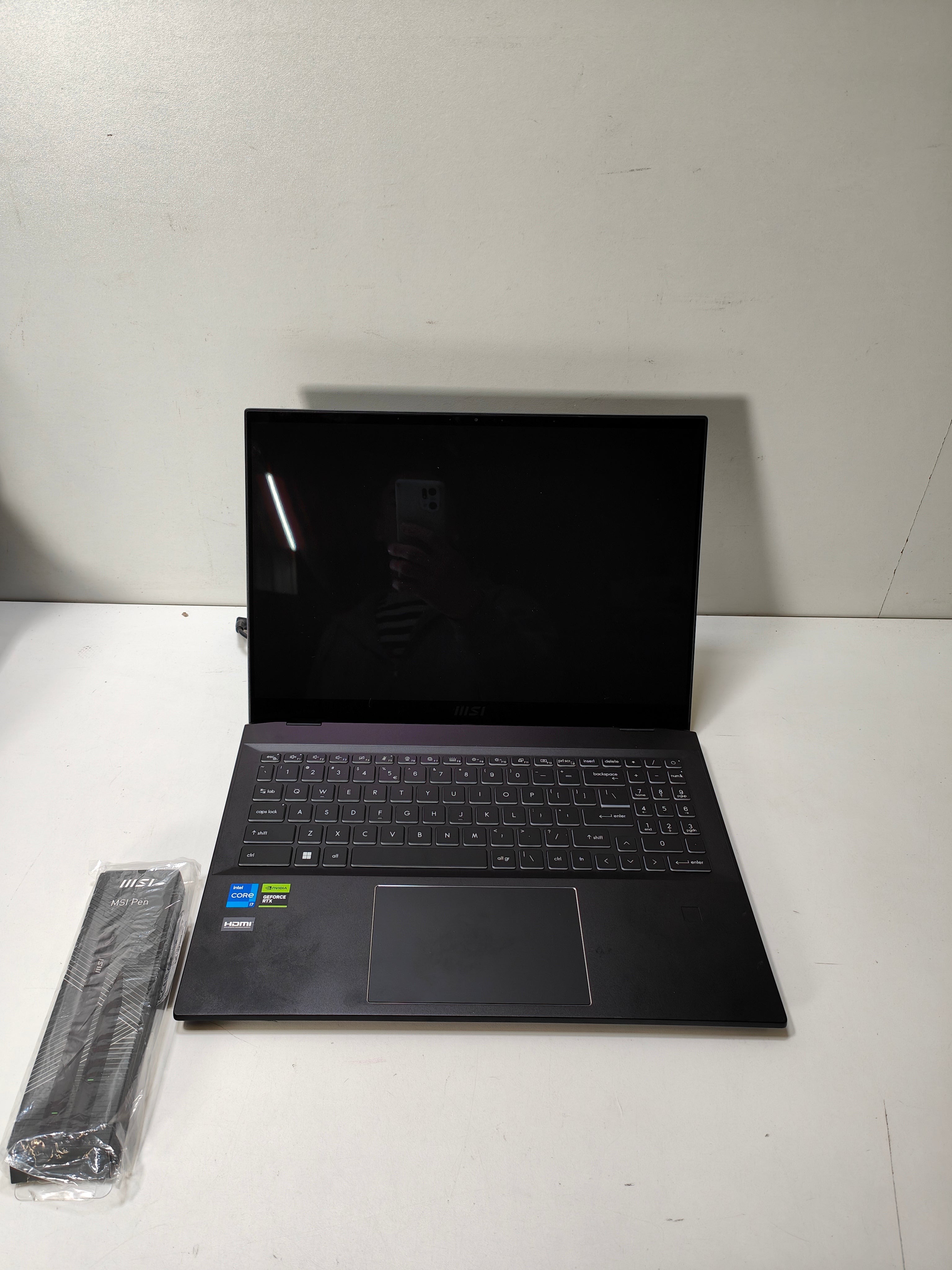 MSI Summit E16Flip A13VFT-019NL QWERTY