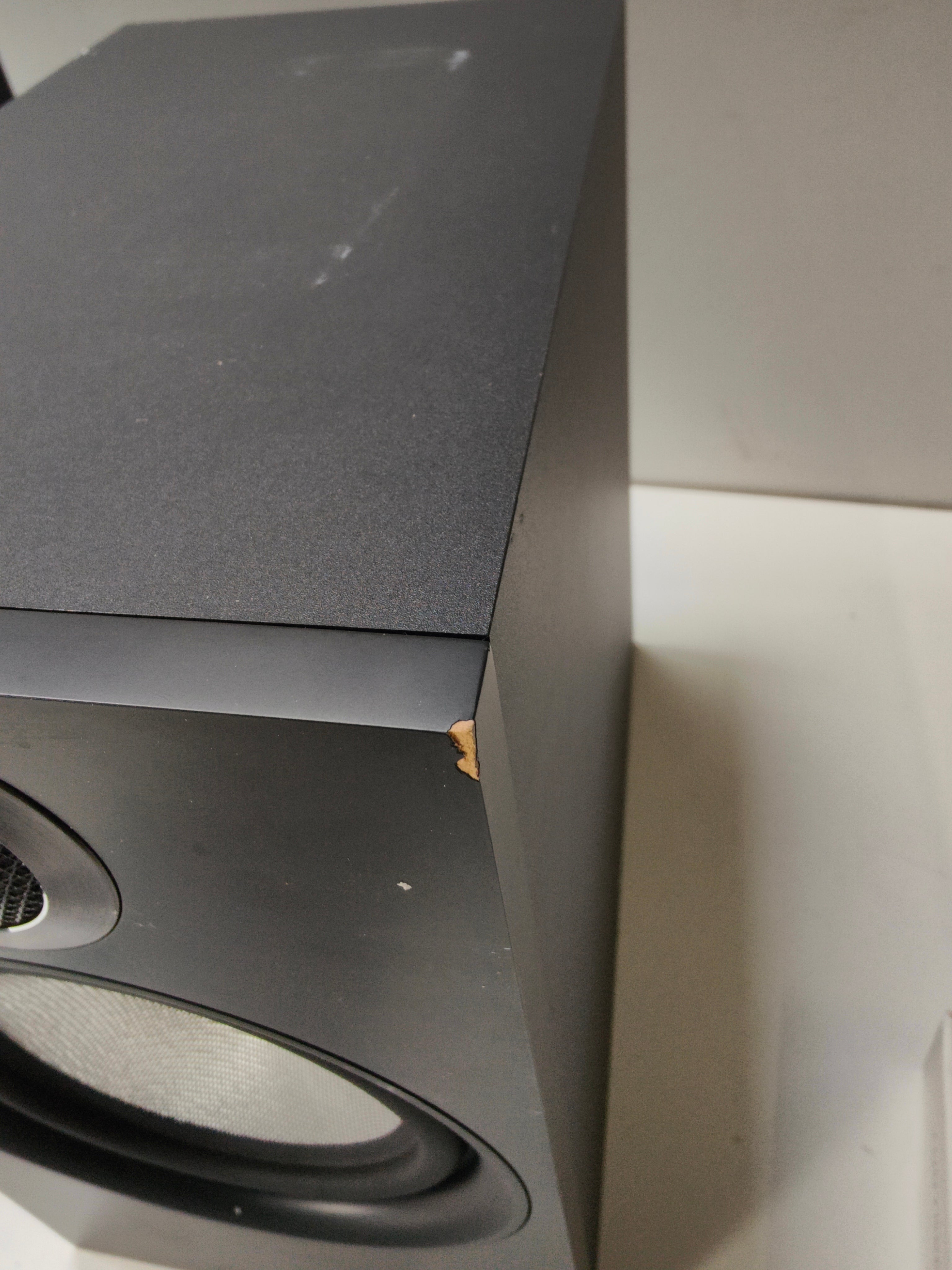 Bowers & Wilkins 606 S2 Black