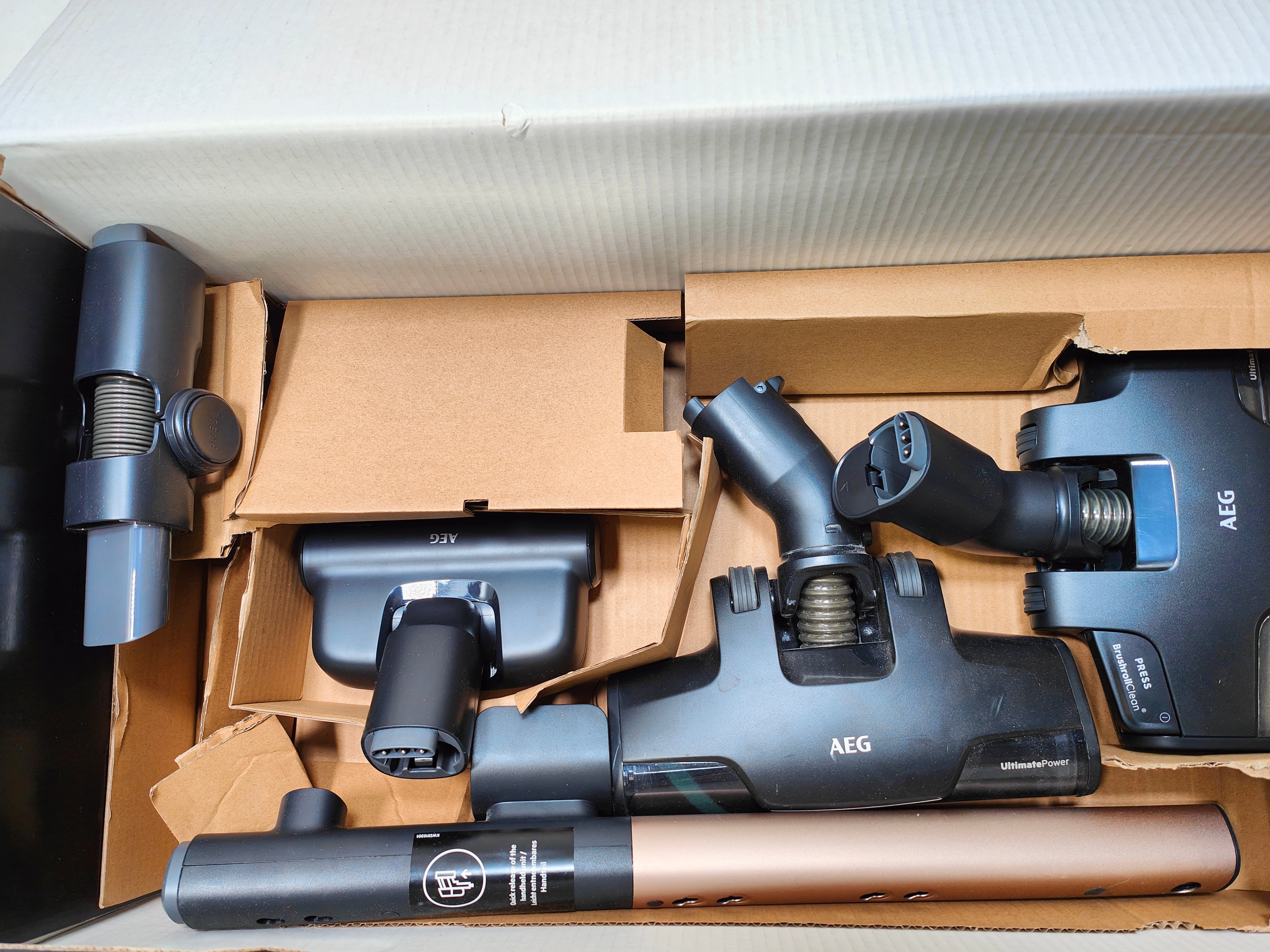 AEG AP81A25COM 8000 ULTIMATE