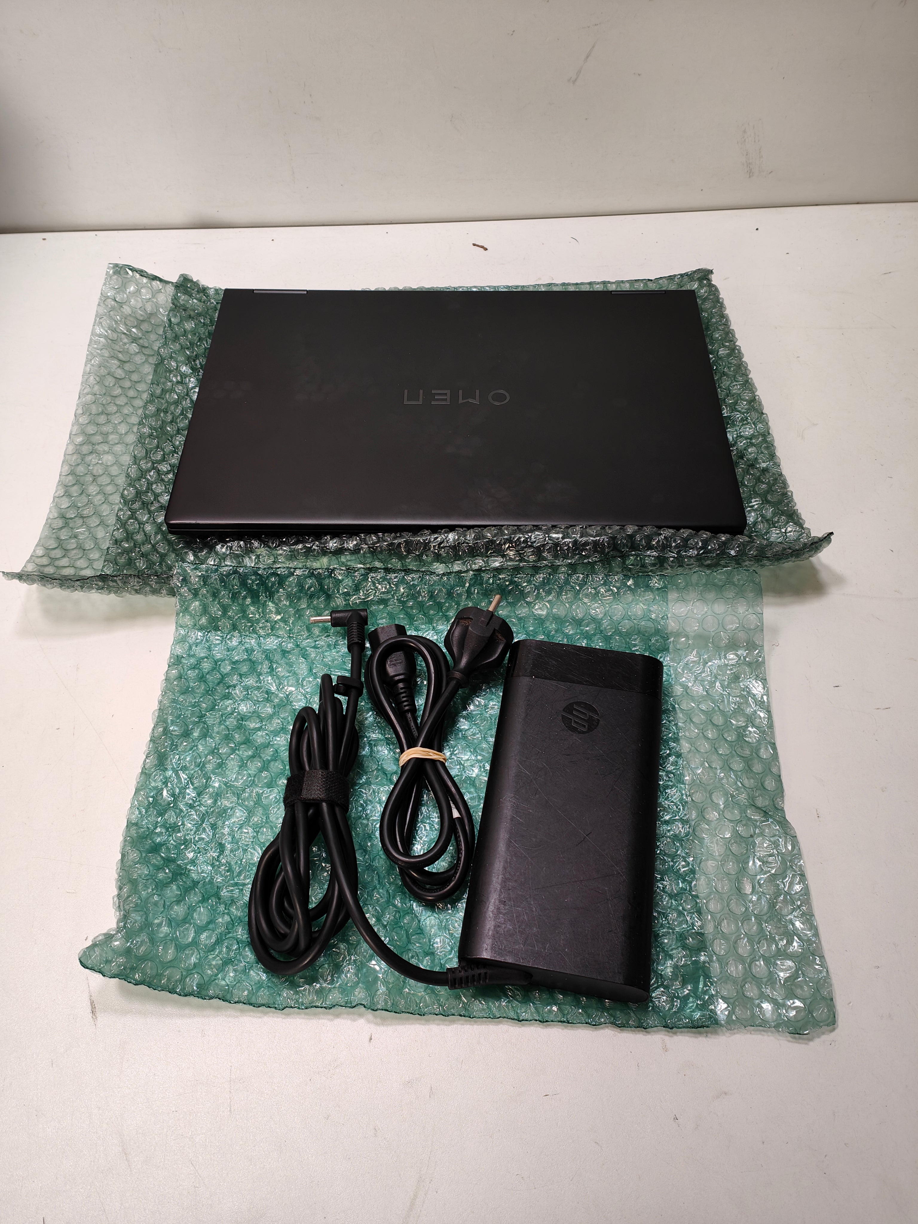 HP OMEN 16 -xf0017nb AZERTY
