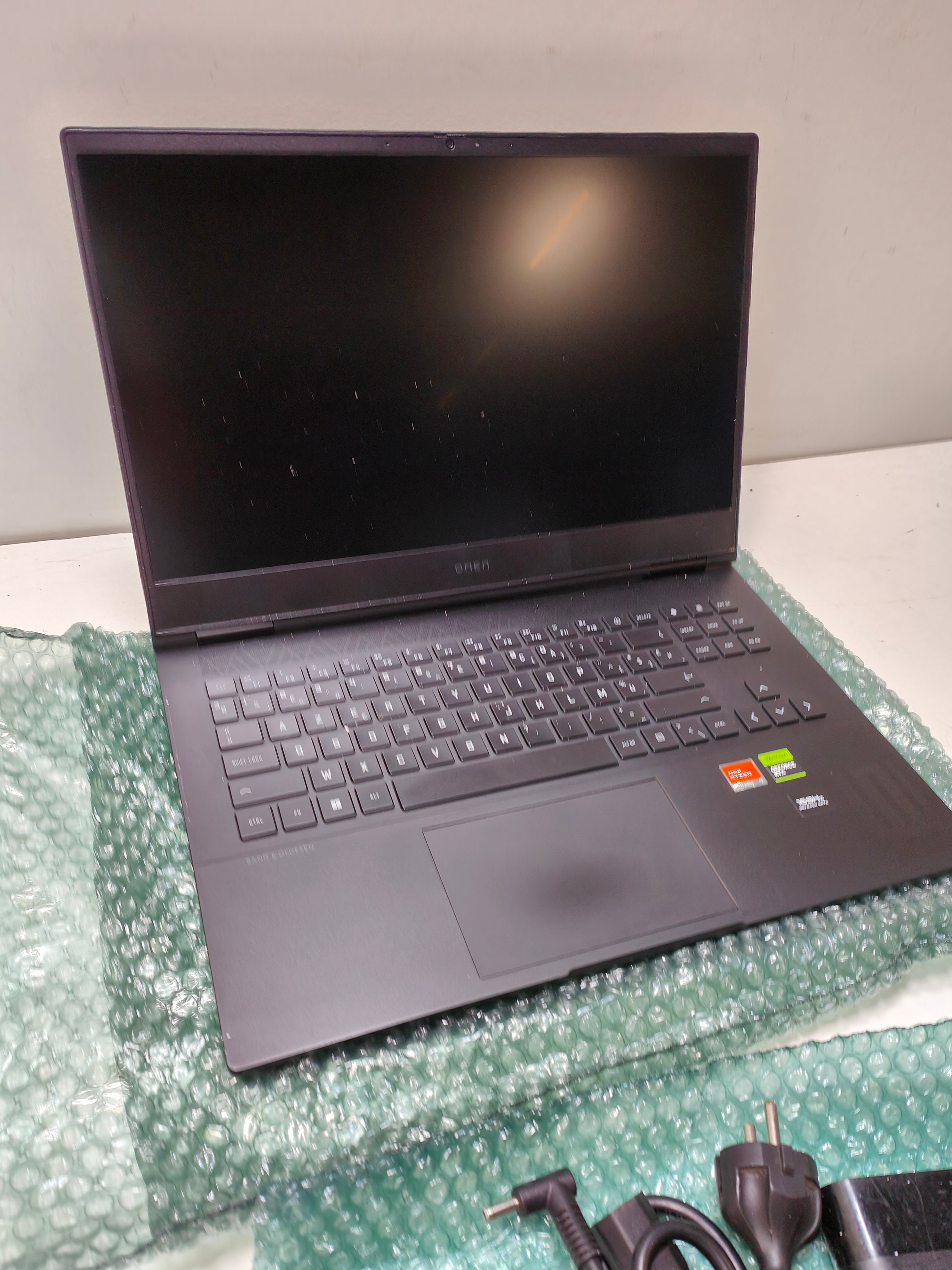 HP OMEN 16 -xf0017nb AZERTY