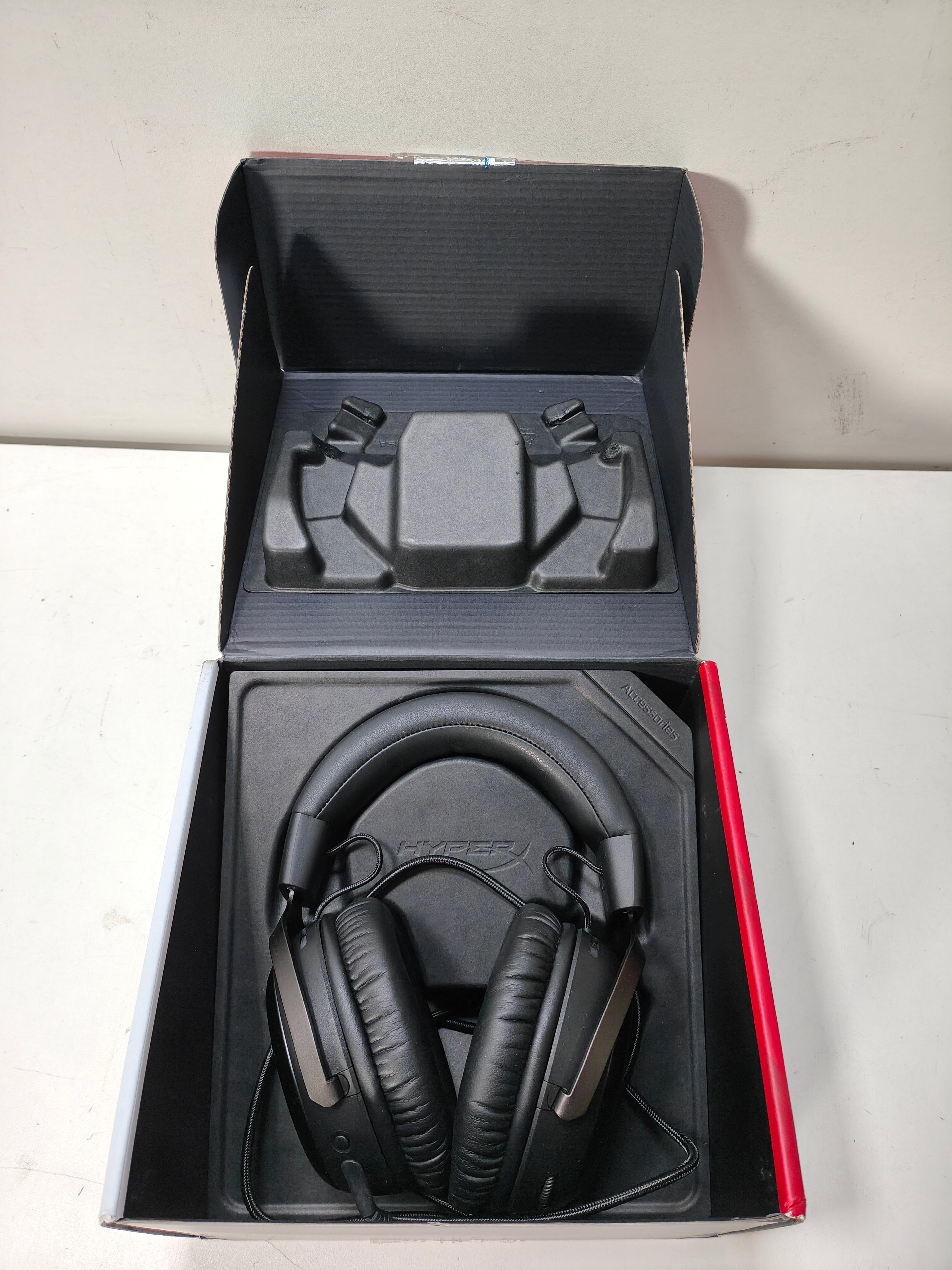 HyperX Cloud III Wireless Gaming Headset - Black (PC, PS5, P