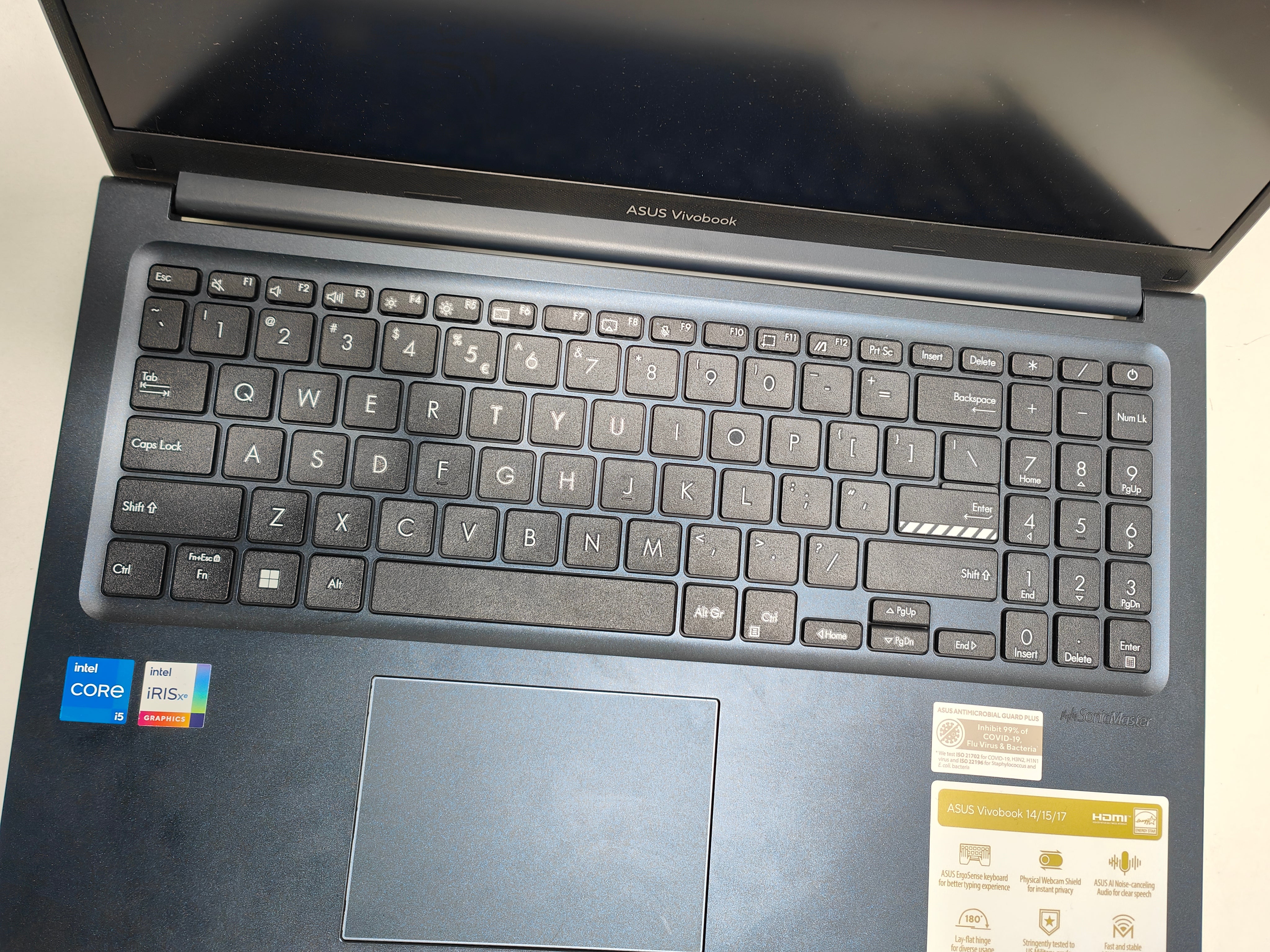 Asus Vivobook 15 X1504ZA-NJ1168W QWERTY