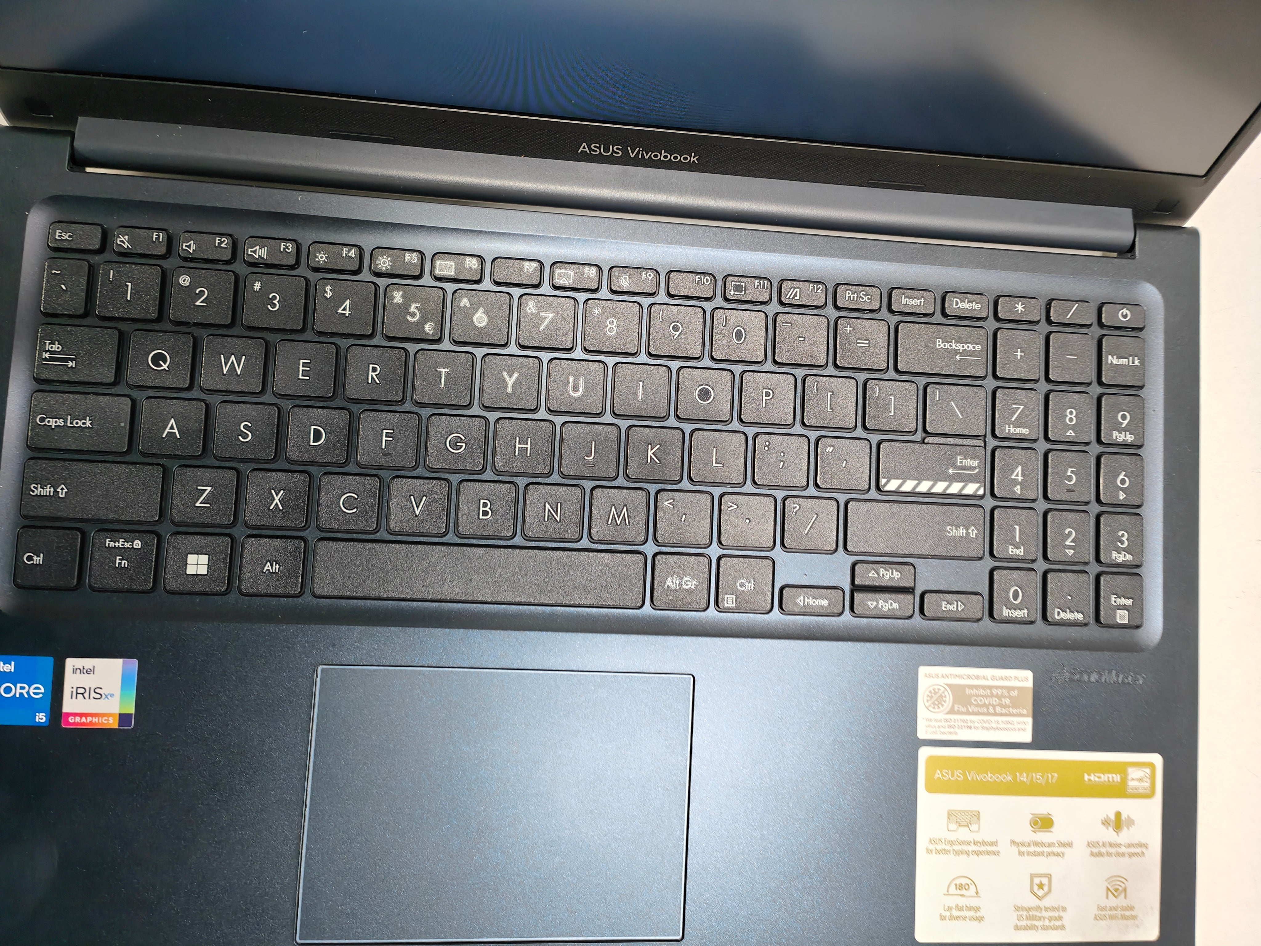 Asus Vivobook 15 X1504ZA-NJ1168W QWERTY