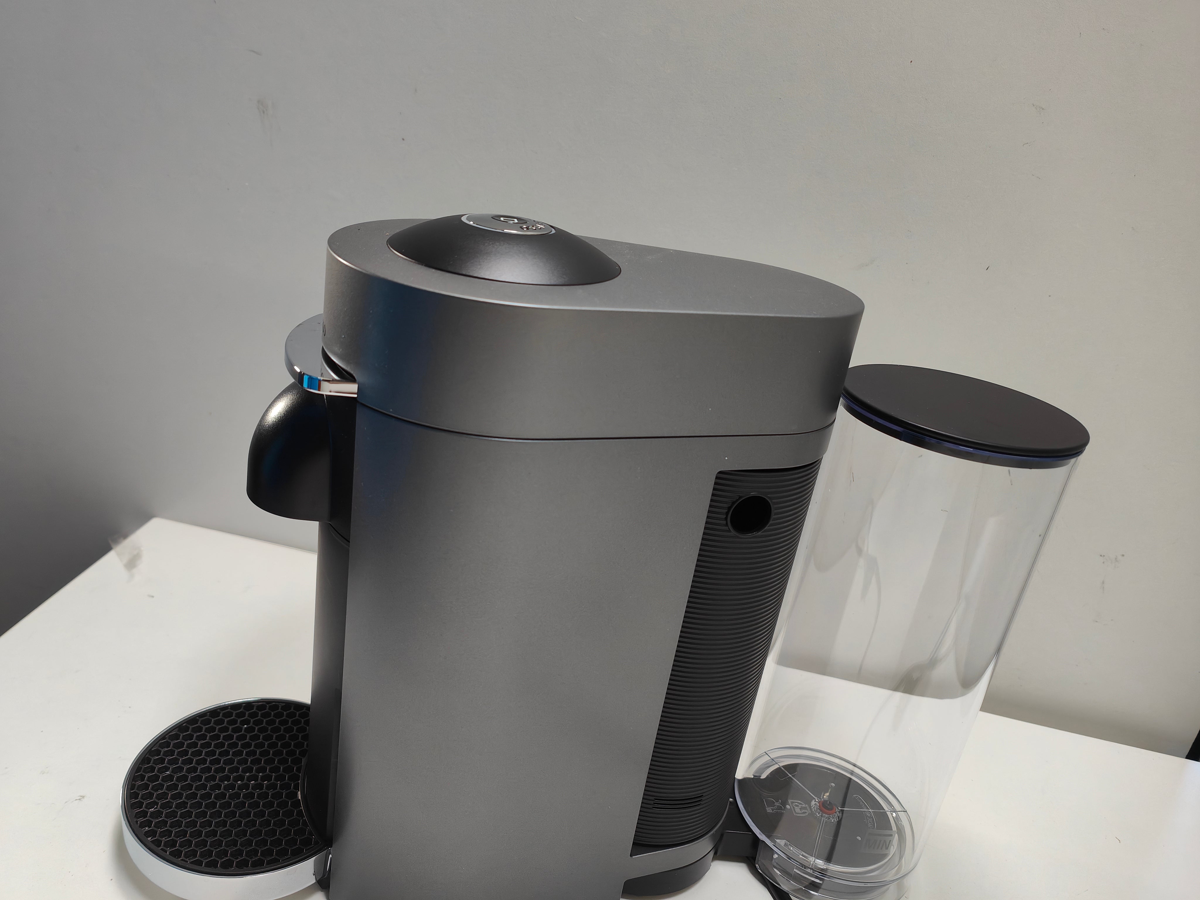 Magimix Nespresso Vertuo Plus Deluxe Titan