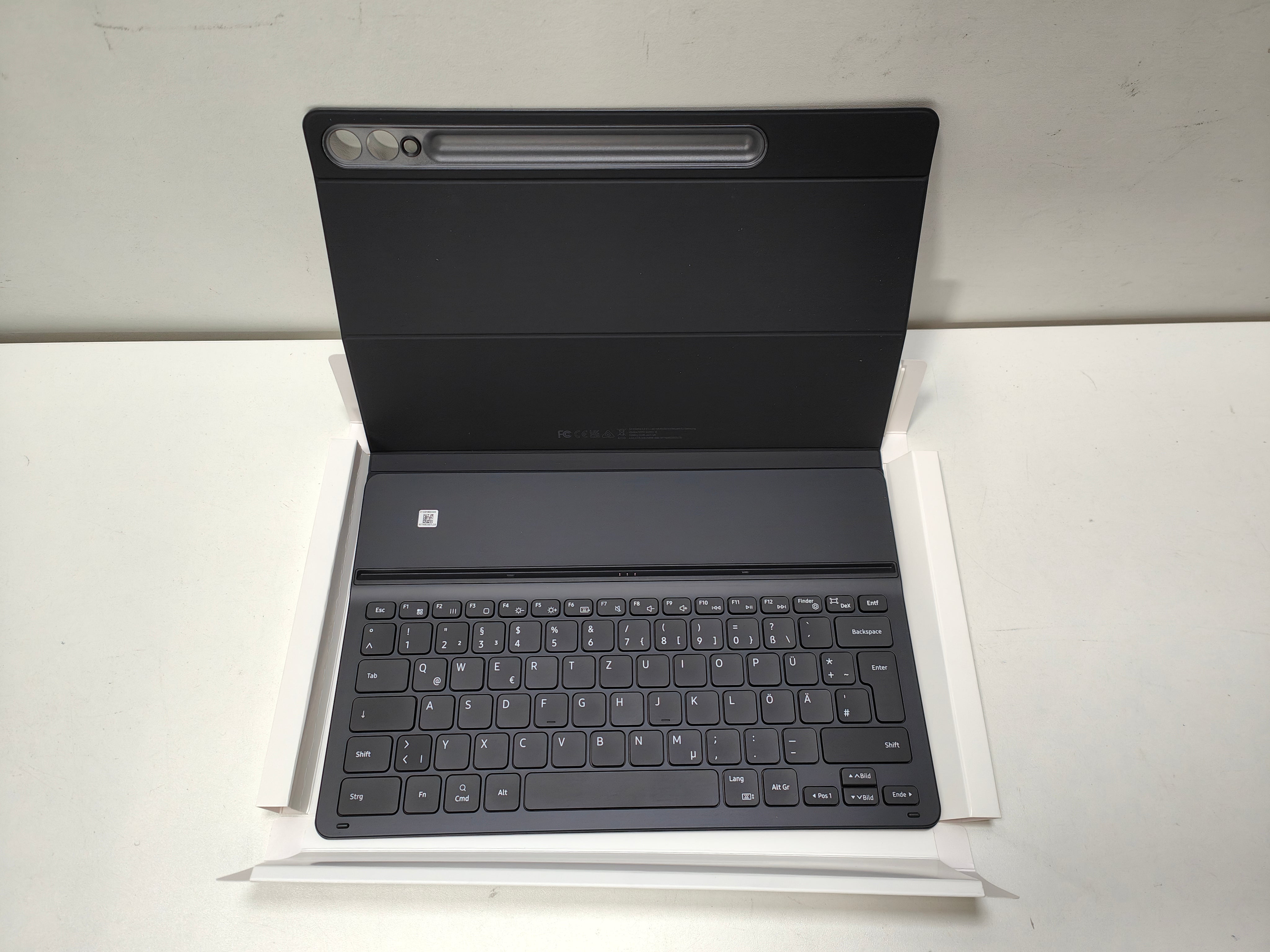 Samsung Galaxy Tab S9+ Book Cover Keyboard SlimBlack QWERTZ