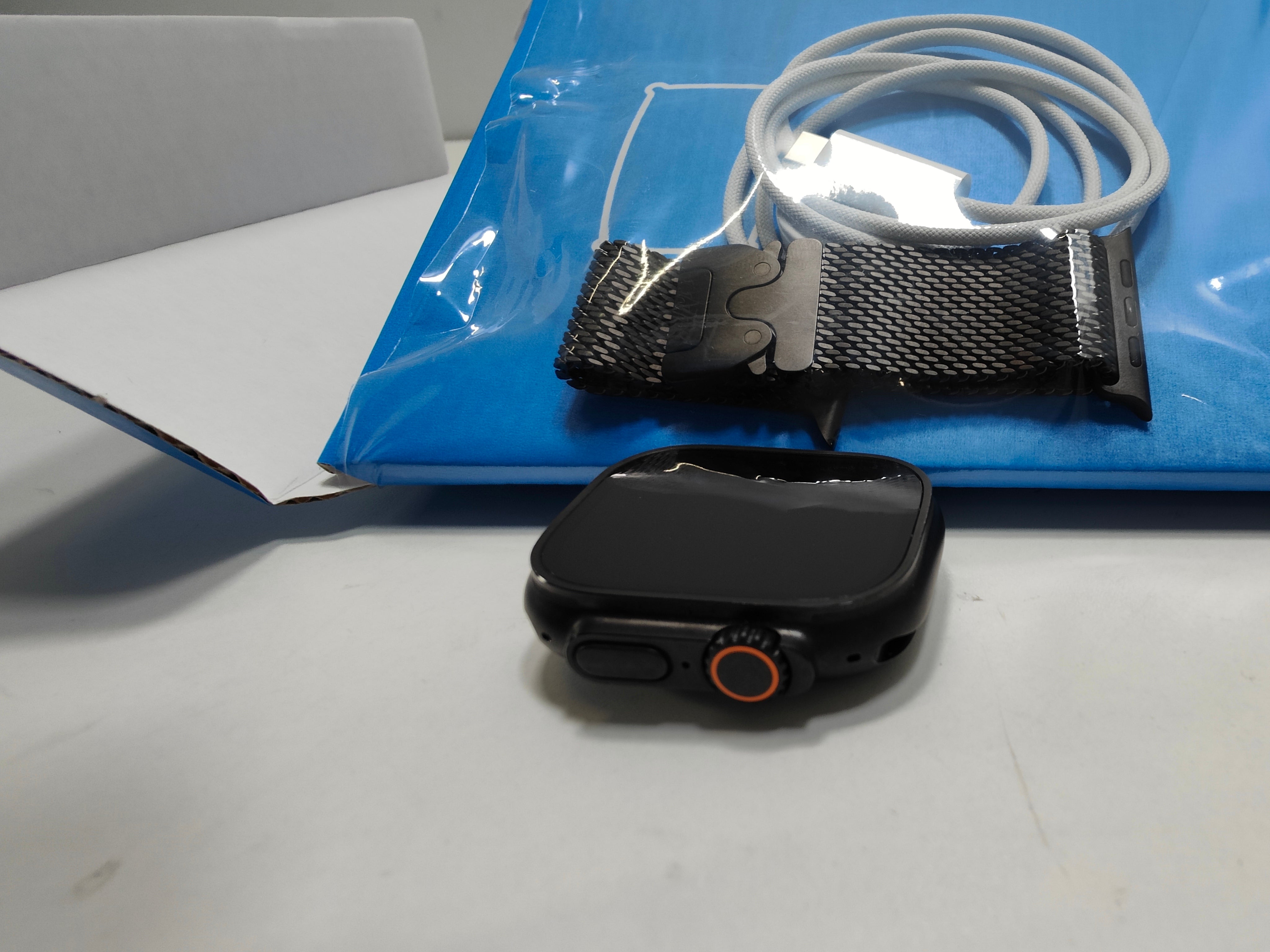 Apple Watch Ultra 2 4G 49 mm Bracelet milanais noir S