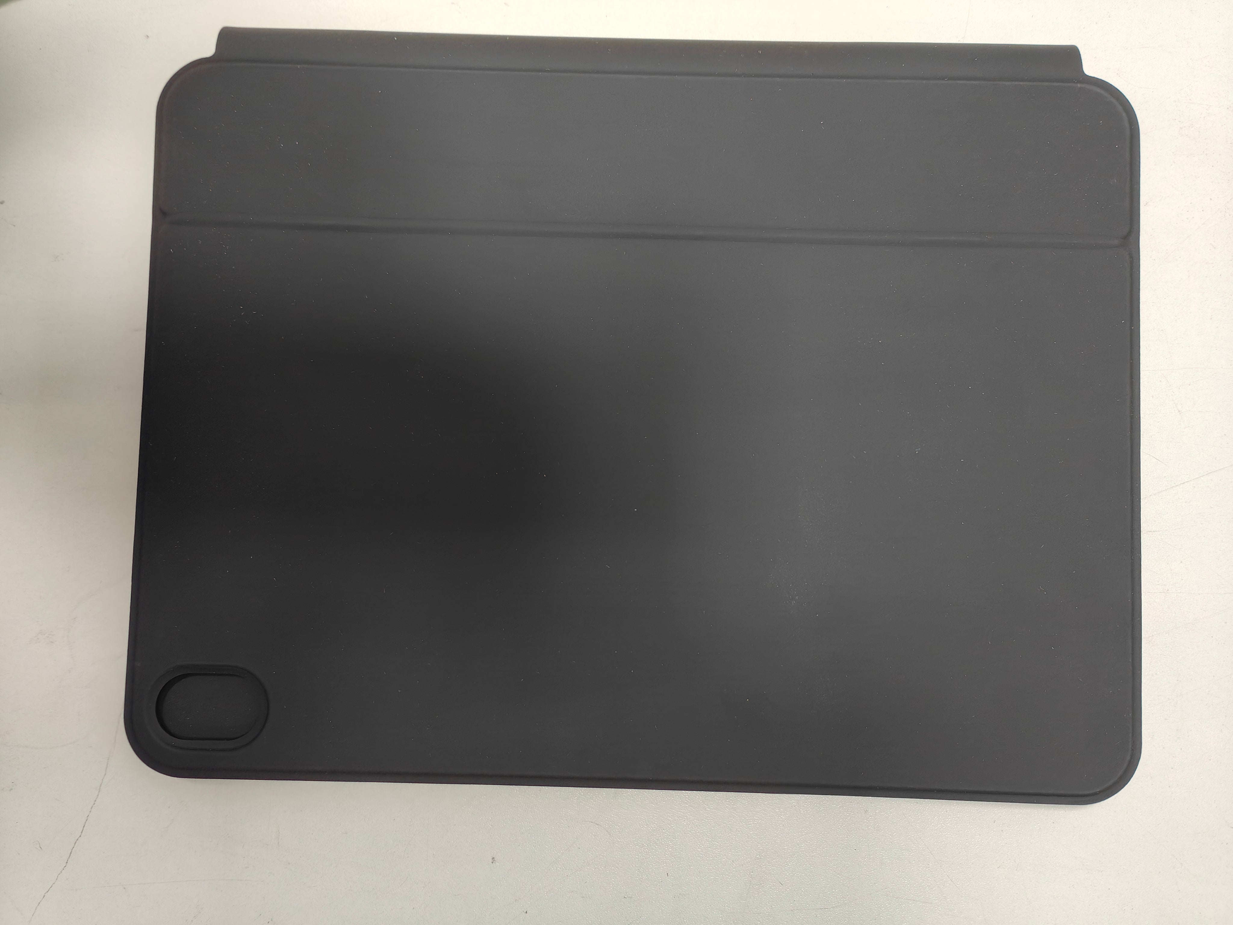 Belkin Magnetic Keyboard Folio for 10.9" 10th Gen iPad QWERTY