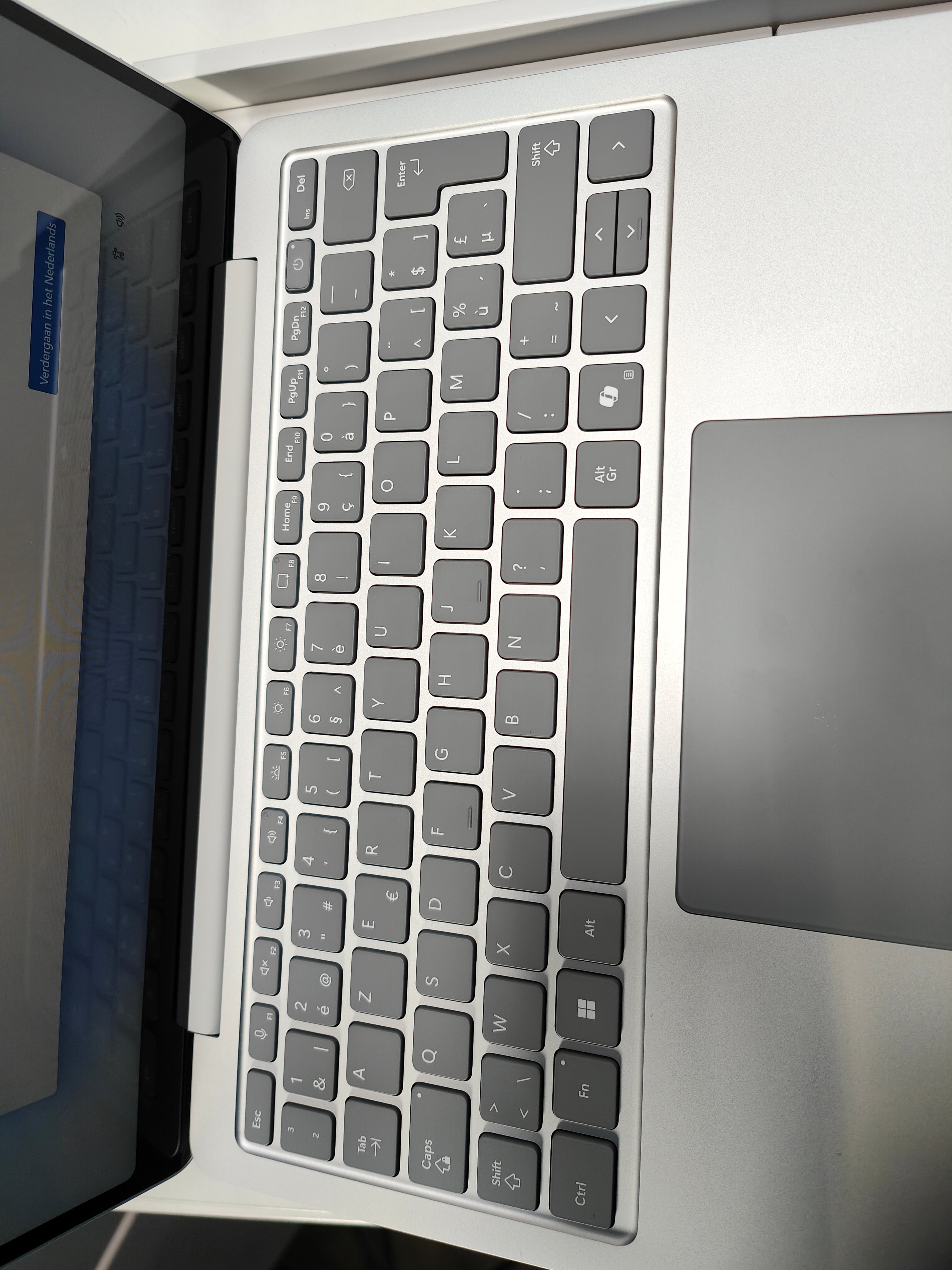 Microsoft Surface Laptop - C8 / 16GB / 256GB AZERTY