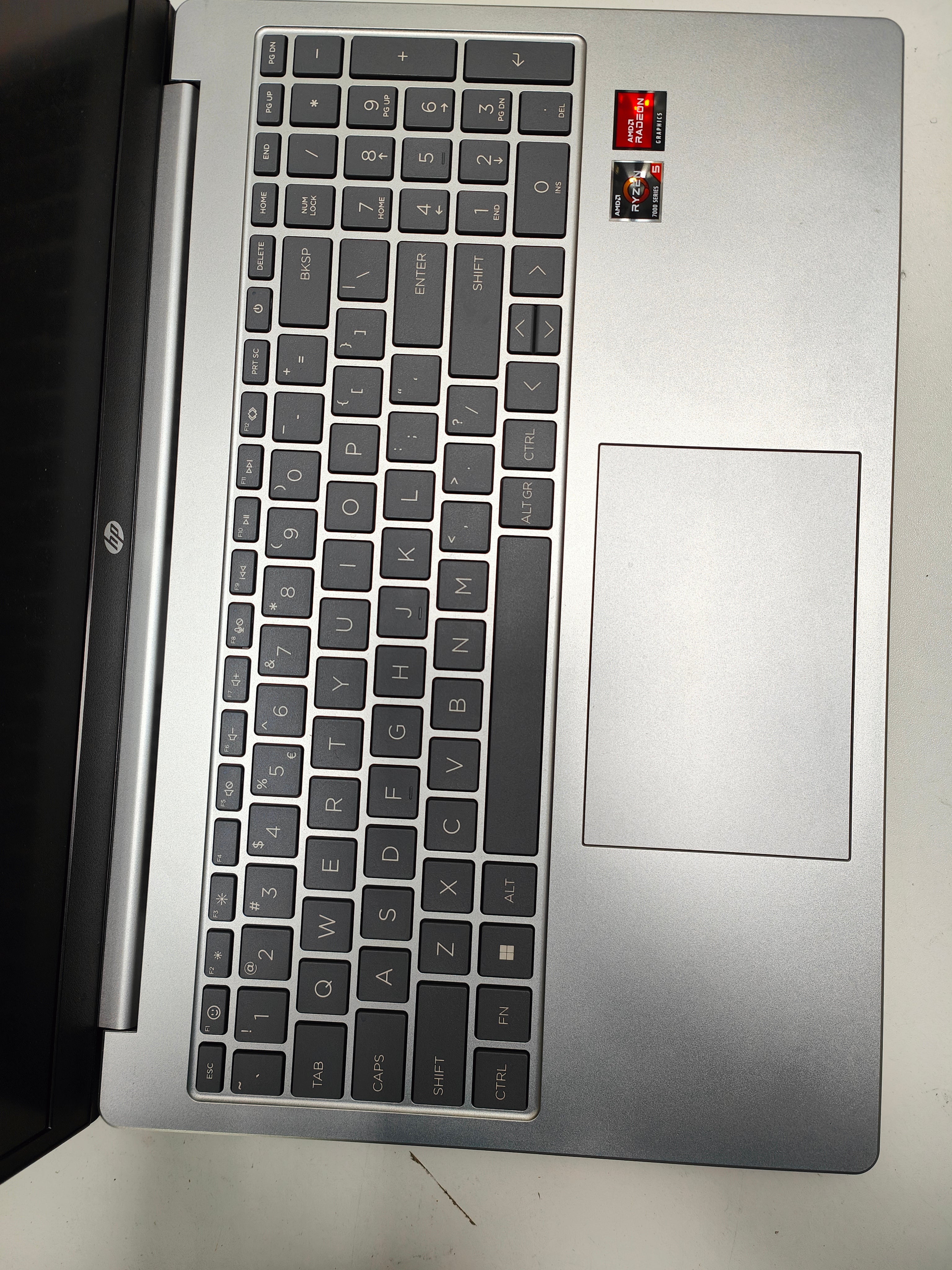 HP Laptop 15-fc0956nd QWERTY