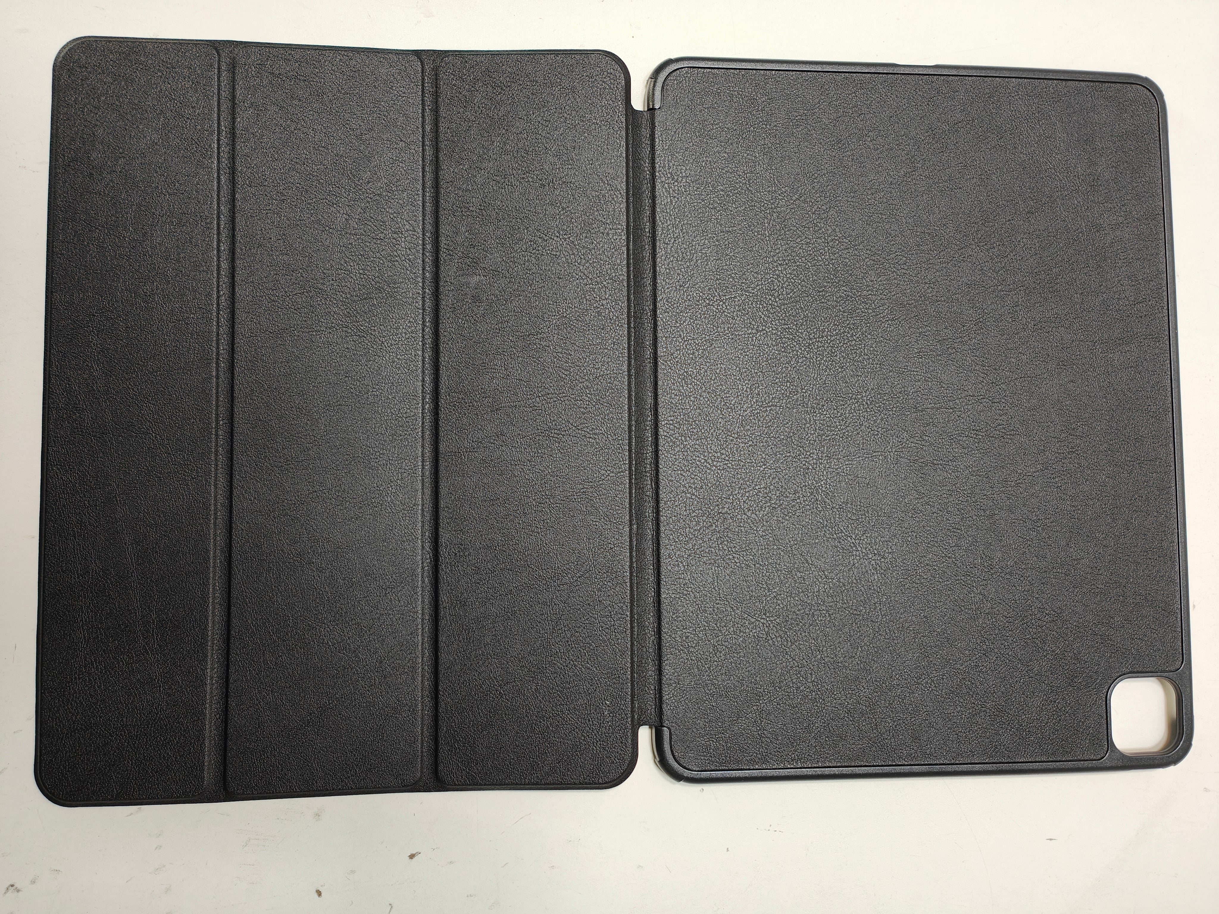 Just in case iPad Pro 12.9 2024 (7th Gen) Tri-Fold Case Black