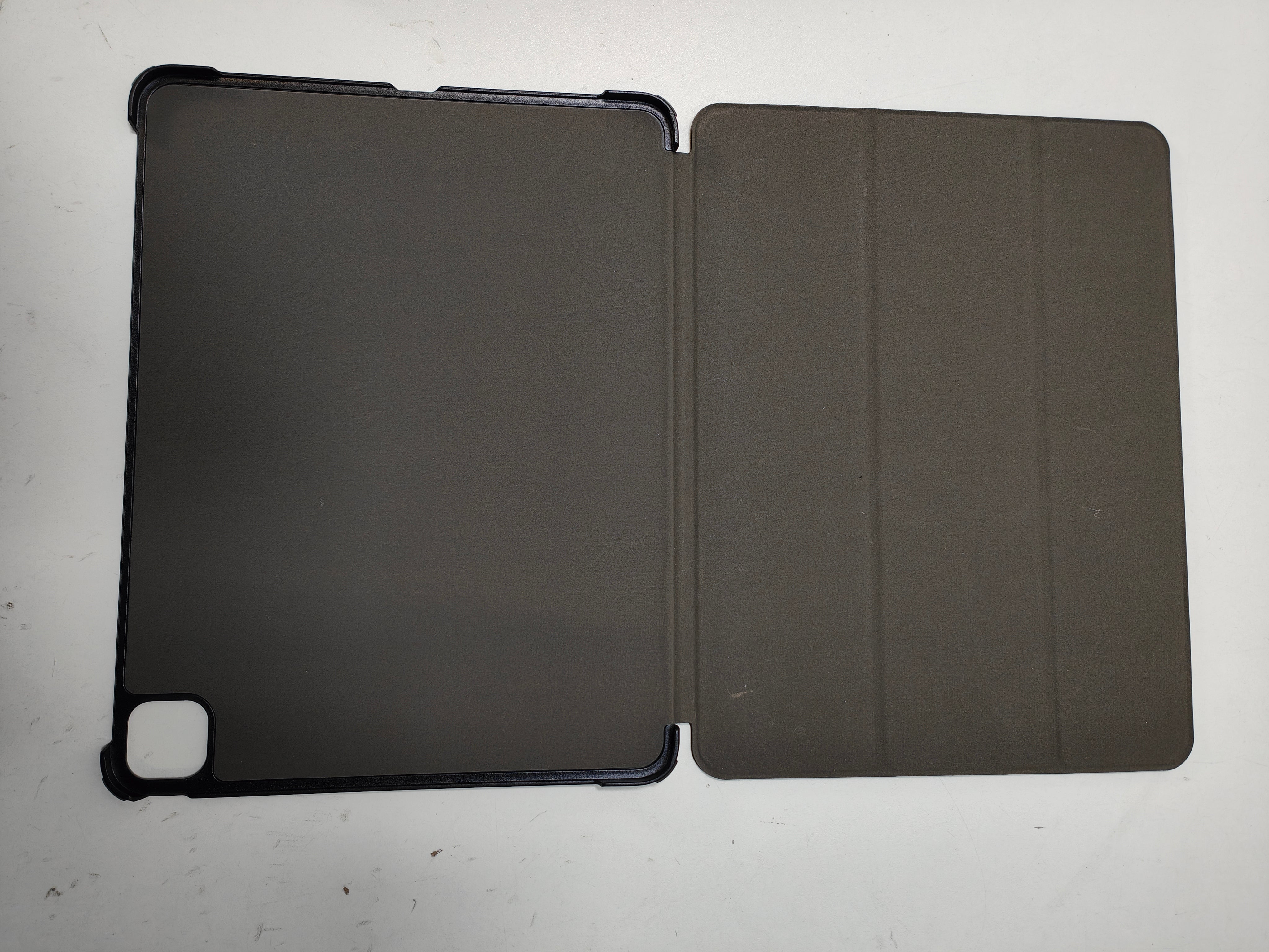 Just in case iPad Pro 12.9 2024 (7th Gen) Tri-Fold Case Black
