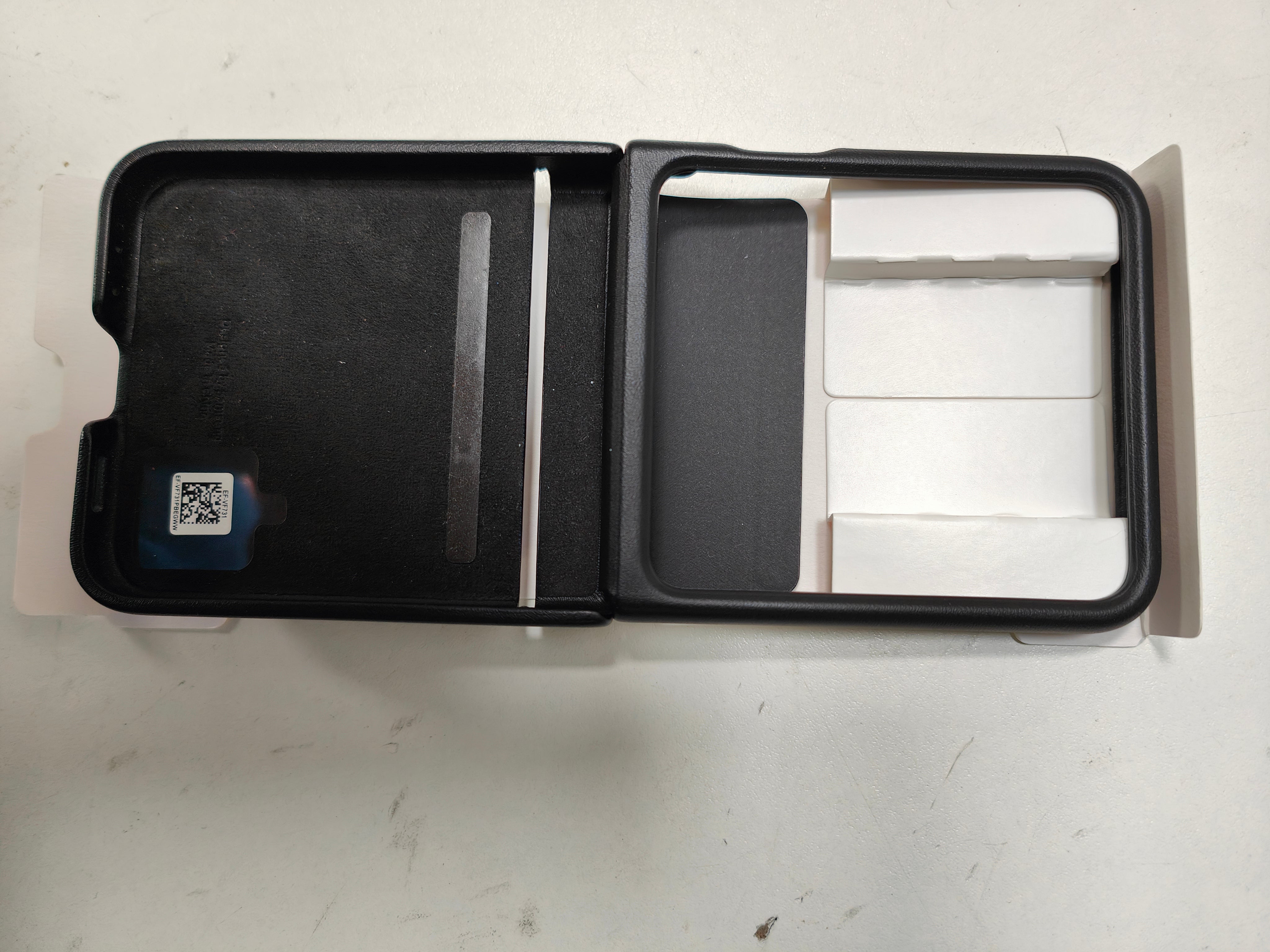 Samsung Galaxy Z Flip 5 Back Cover Leer Zwart