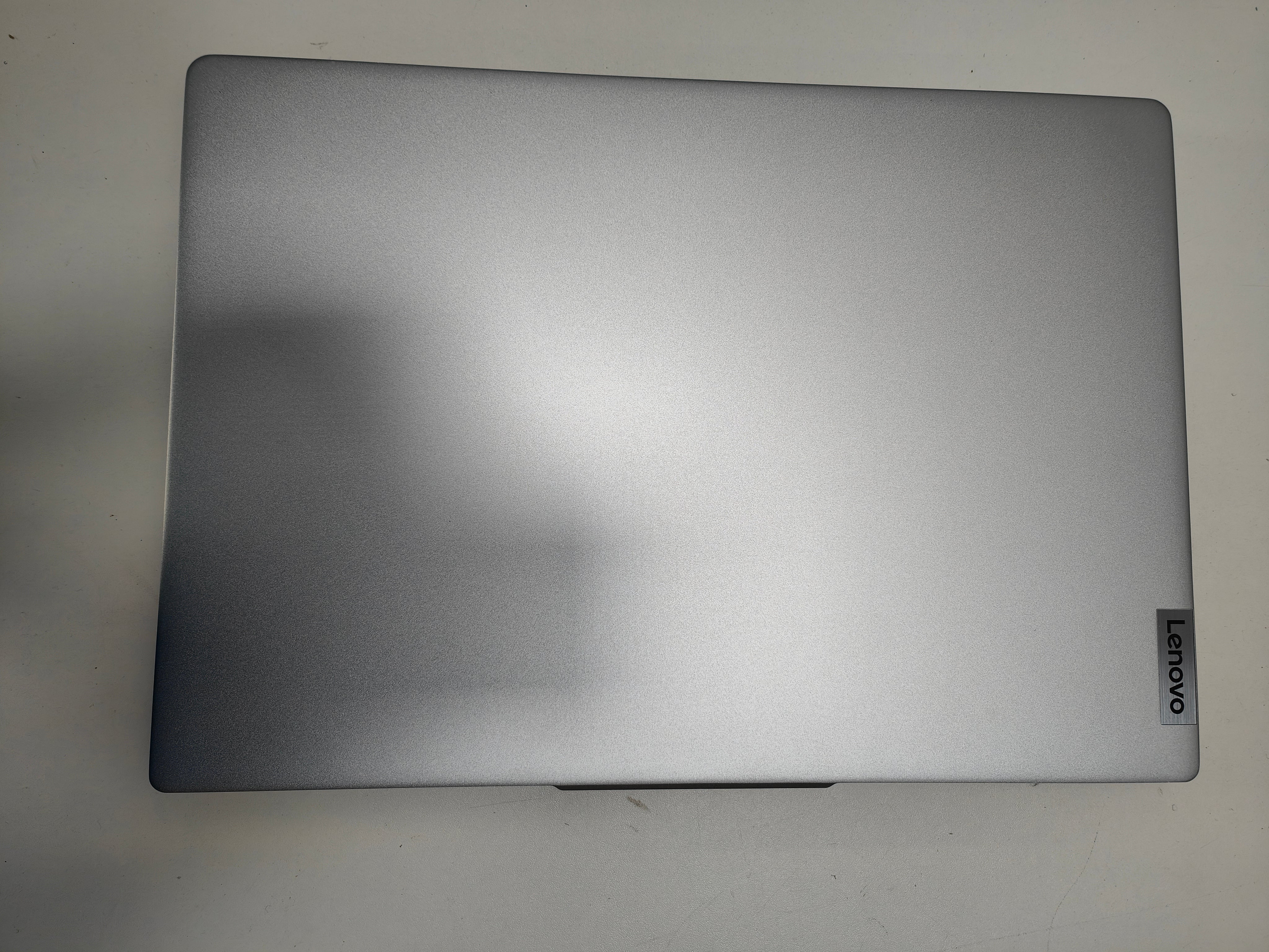 Lenovo IdeaPad Slim 5 16IAH8 83BG006GMH QWERTY