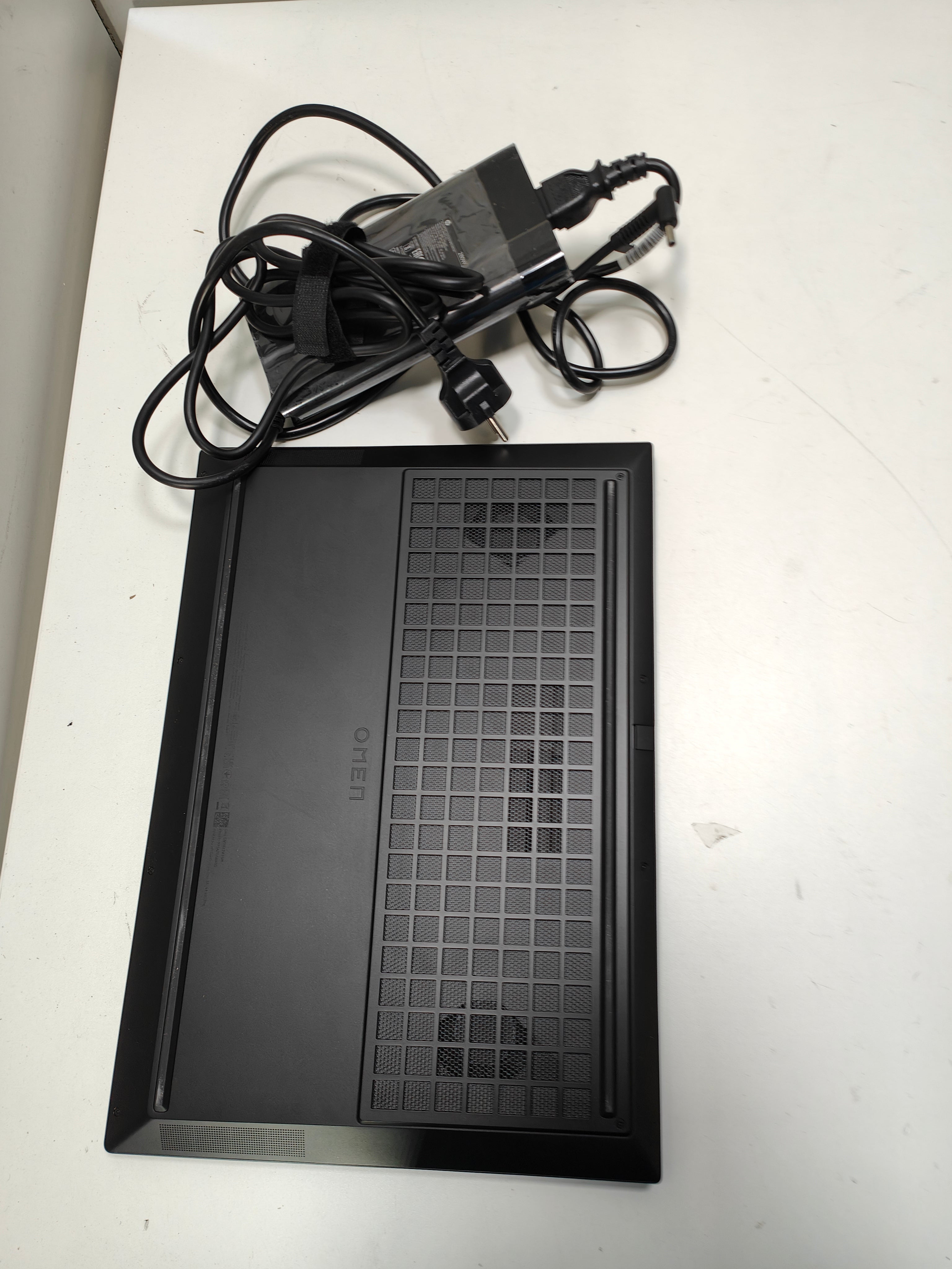 Ordinateur portable HP 16-wf1077ng QWERTZ (DE)