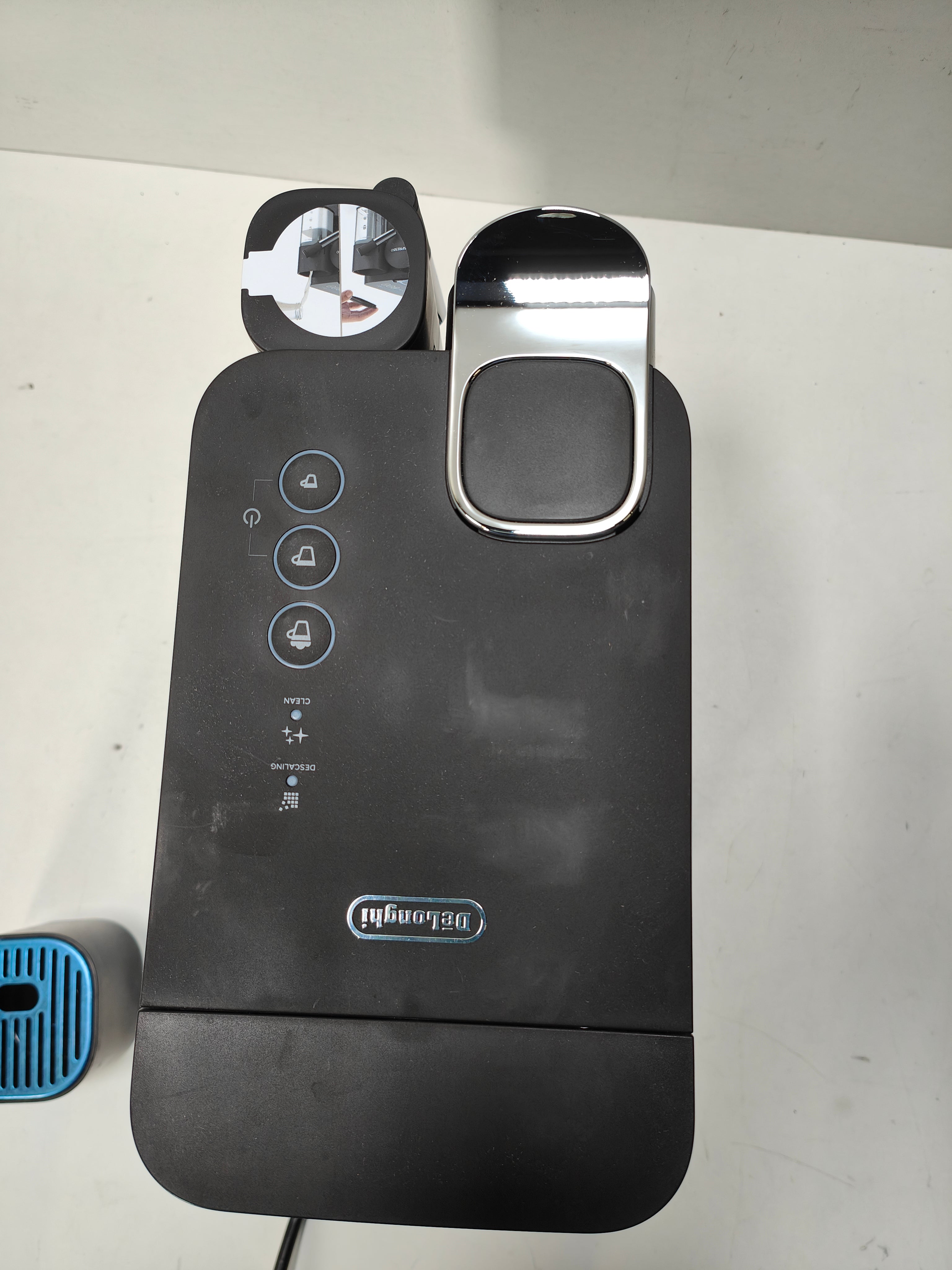 DeLonghi Nespresso Lattissima One EN510.B Schwarz