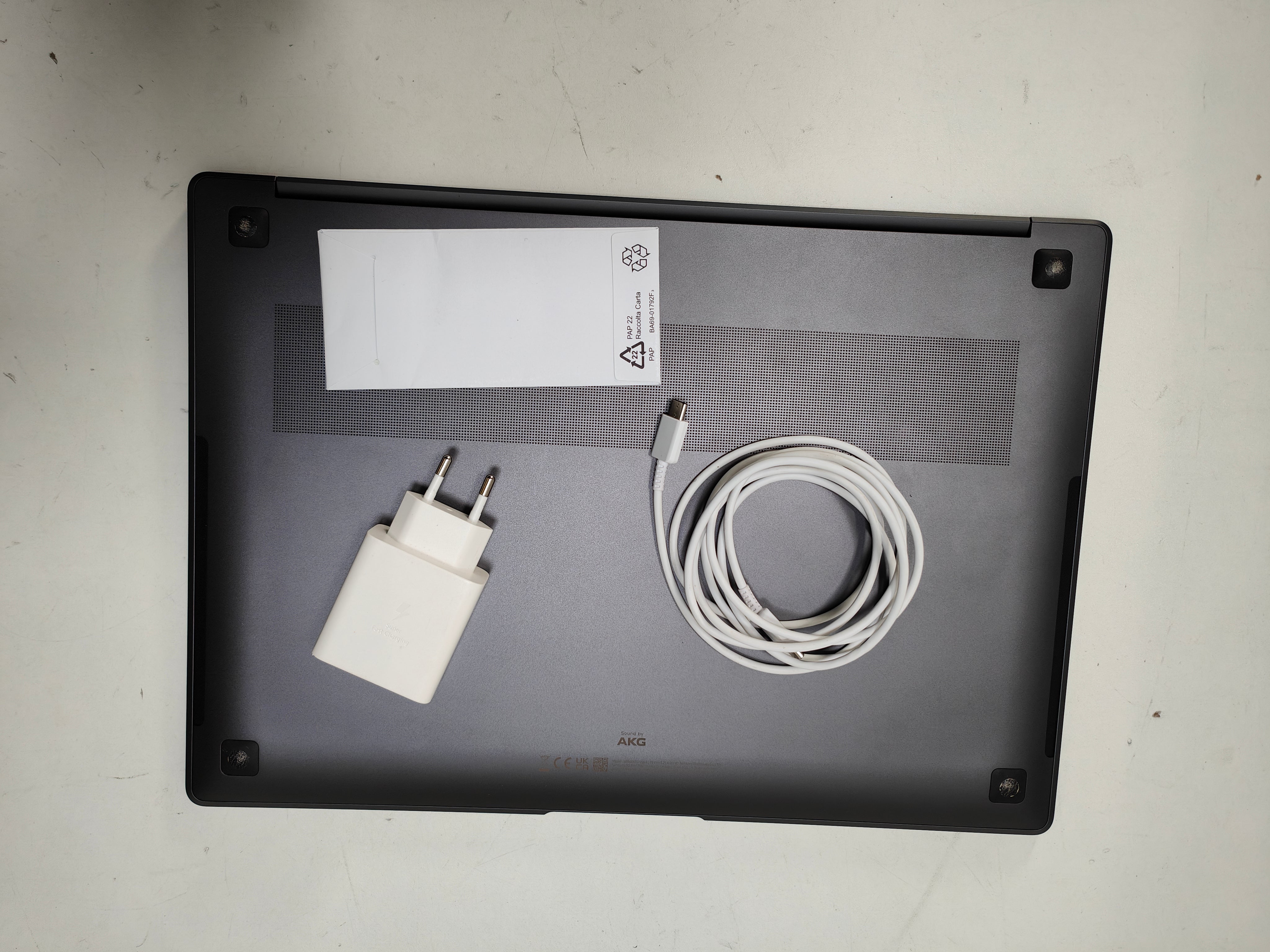 Samsung Galaxy Book3 Pro NP960XFG-KC3DE QWERTZ