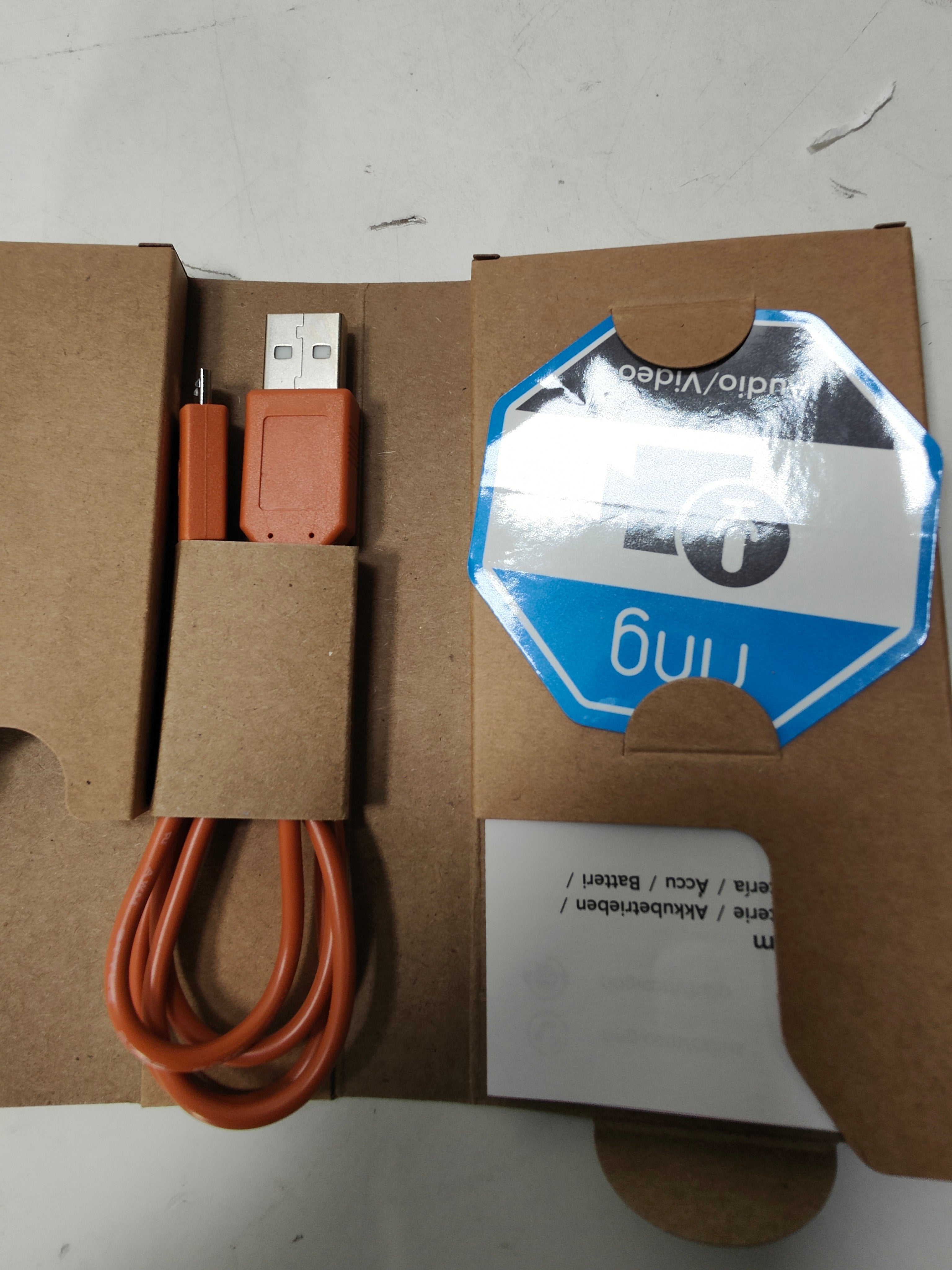 Ring Stick Up Cam Battery - White - 2023 - EU