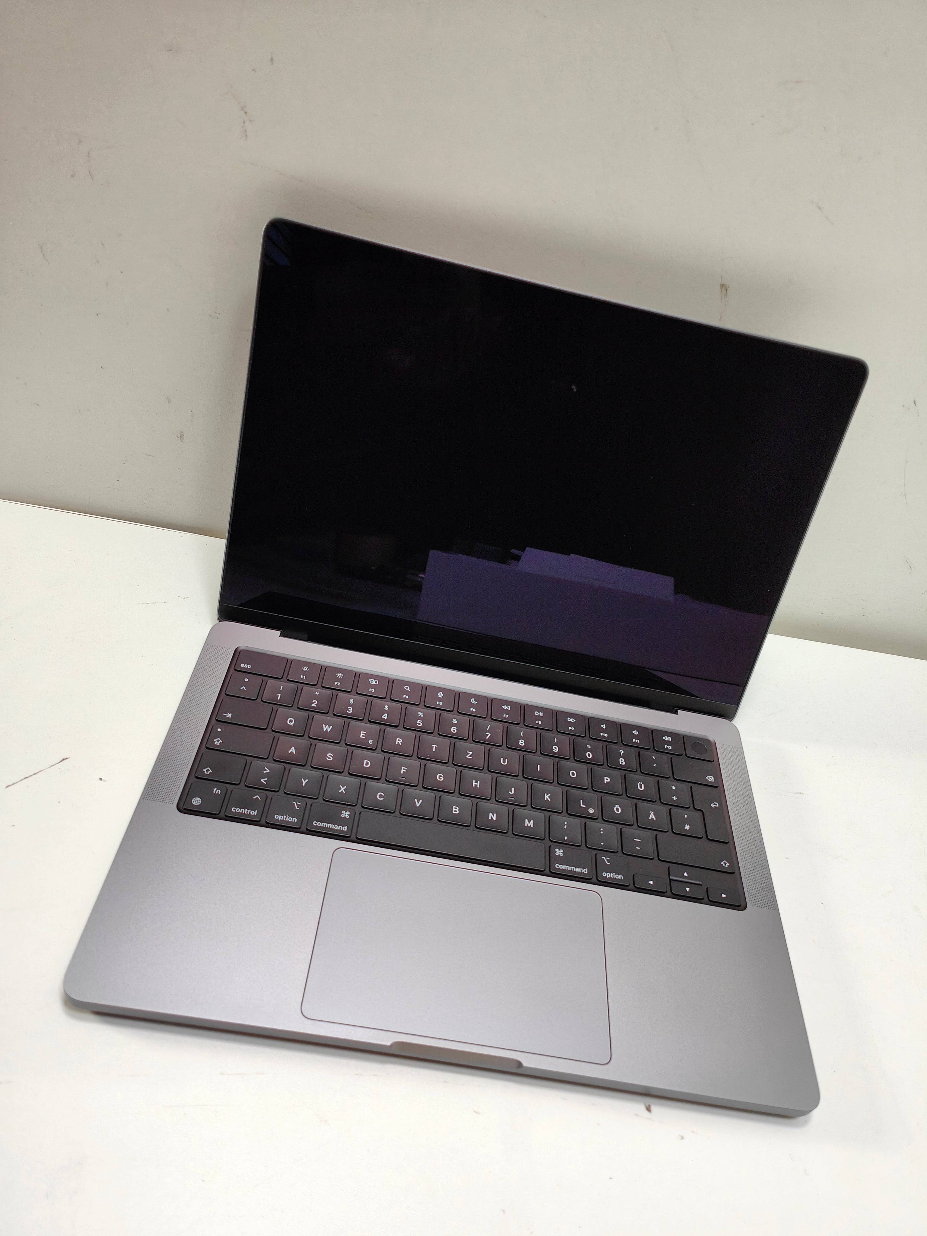 Apple MacBook Pro 14" (2021) M1 Max (10/24) 64/4TB SG QWERTZ