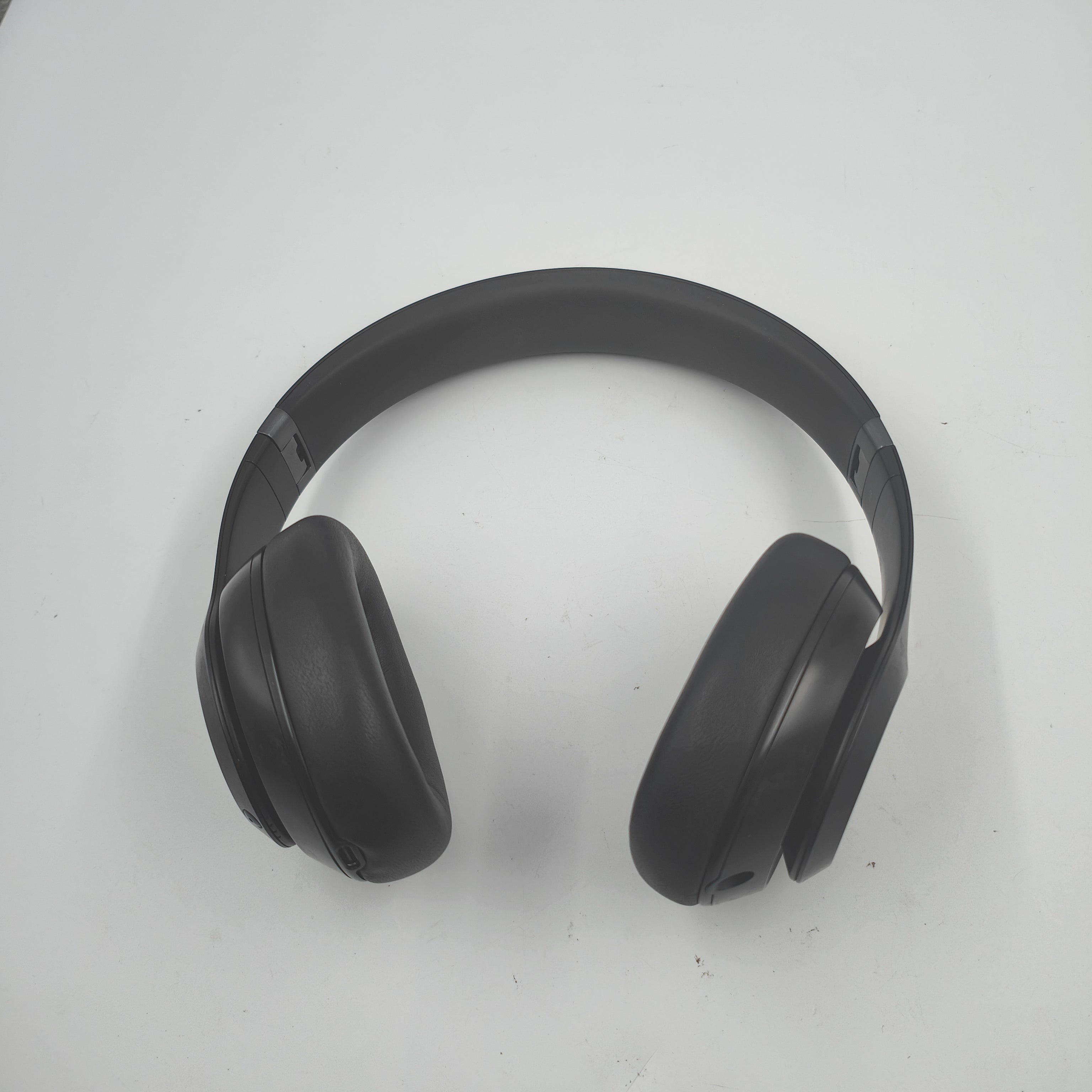 Beats Studio Pro Schwarz