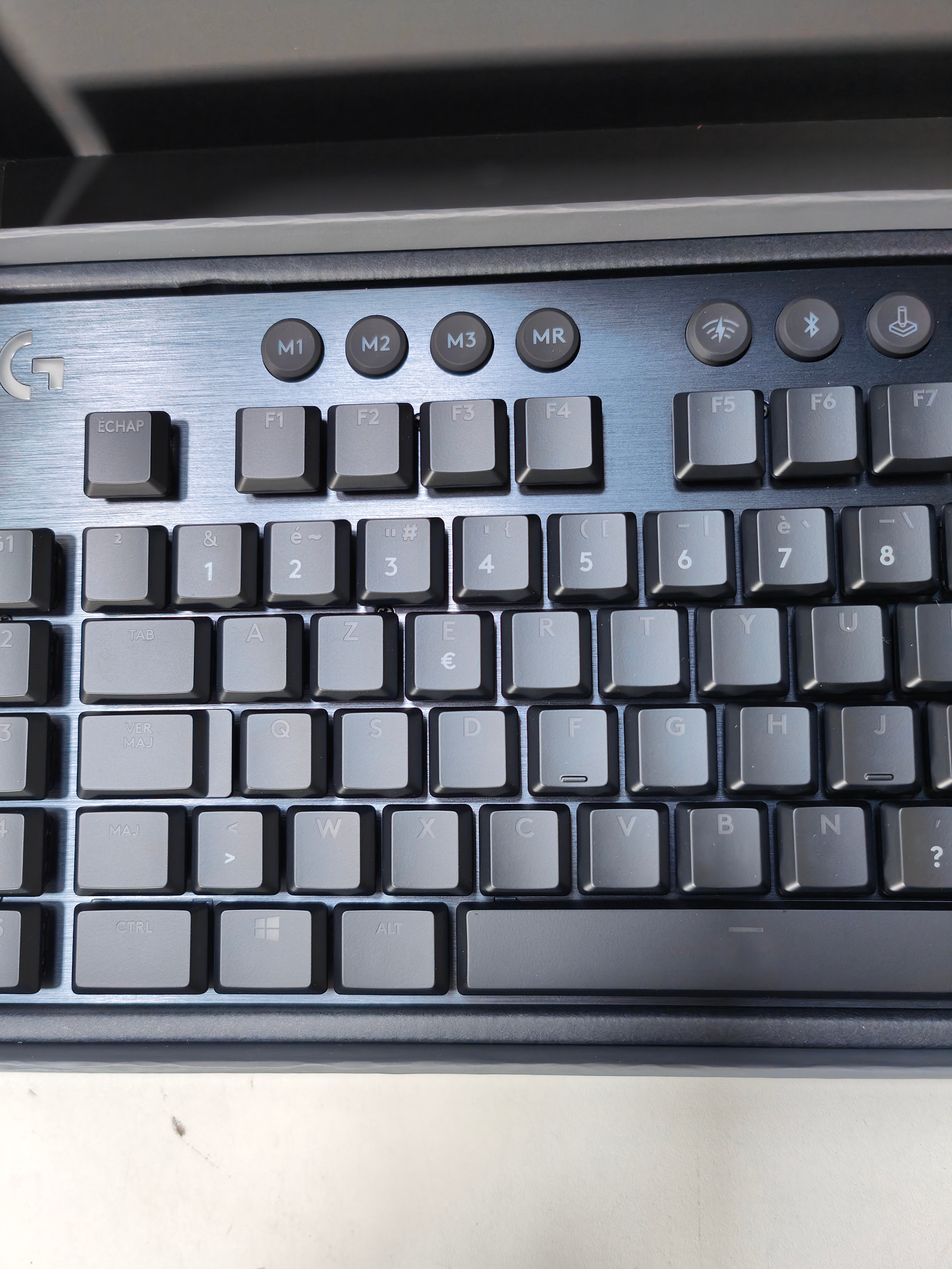 Logitech G 15 Lightspeed Wireless RGB Mechanical Gaming AZERTY