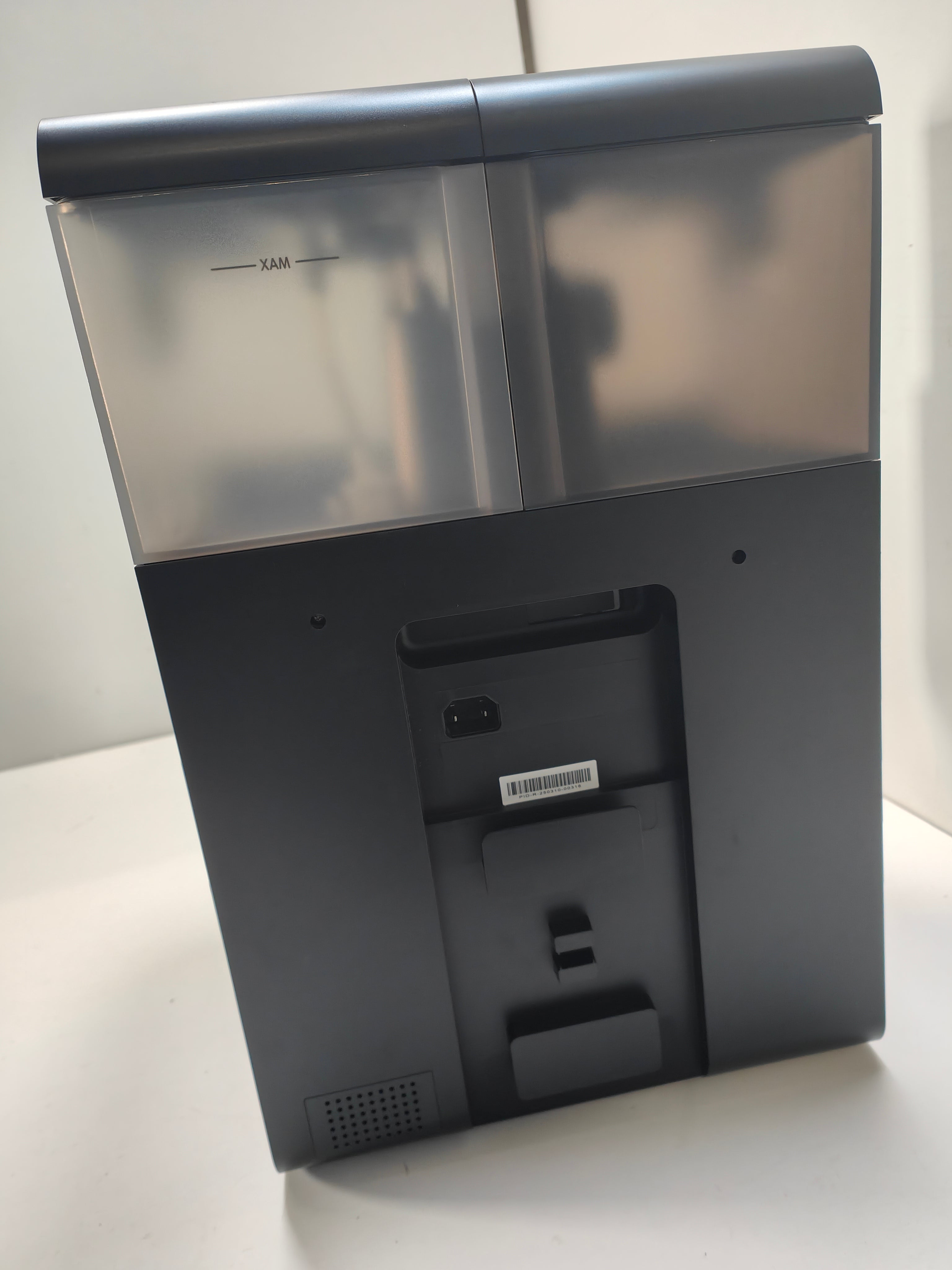 iRobot Plus 505 Combo Robot + Autowash Dock Black