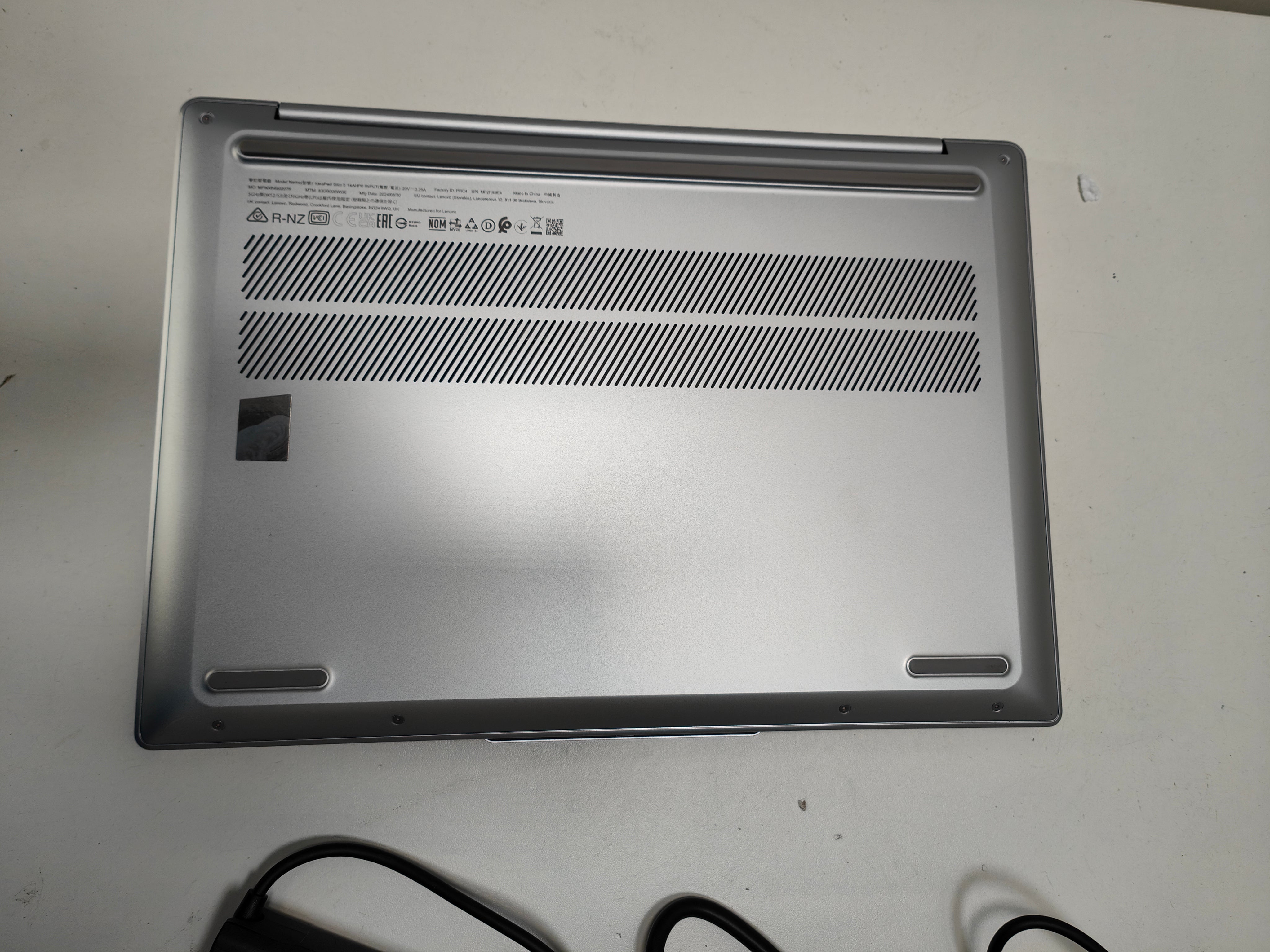 Lenovo IdeaPad S5 14AHP9 83DB000WGE QWERTZ (DE)