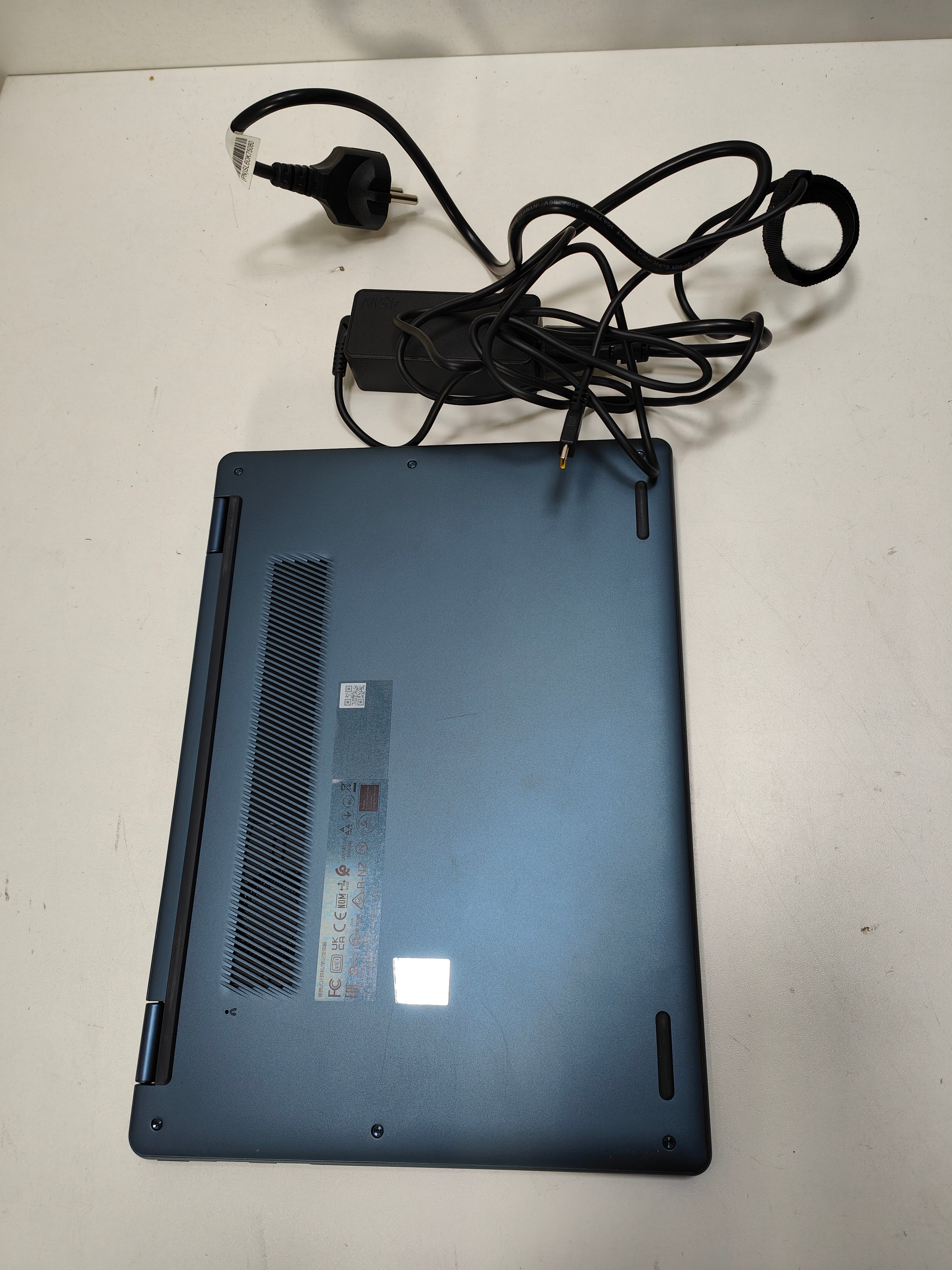 Lenovo Yoga 6 13ABR8 AMD Ryzen 5 7530U 33,78cm 13,3 Zoll WUXGA QWERTZ