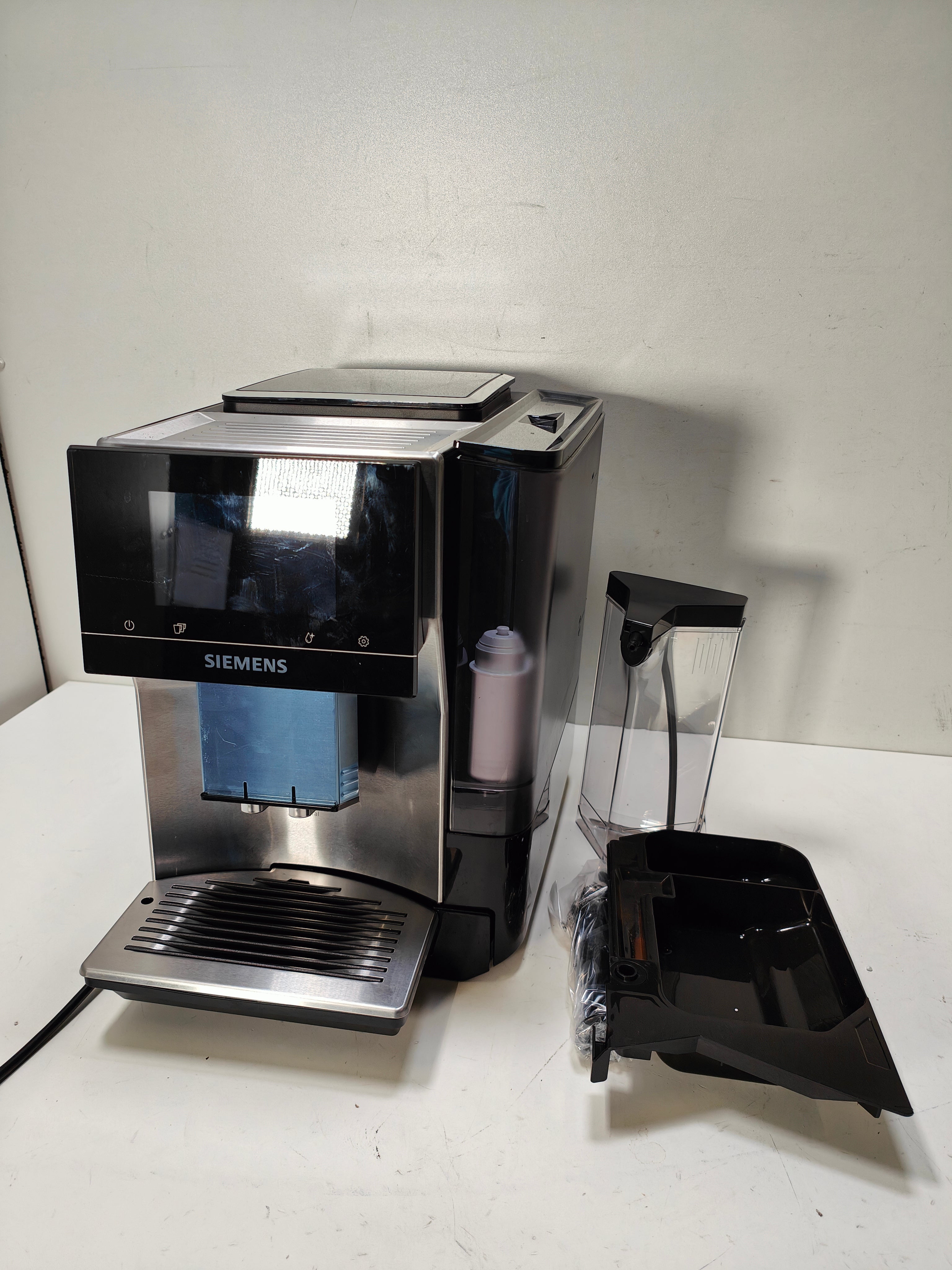 Siemens EQ700 integral Roestvrijstaal TQ717R03