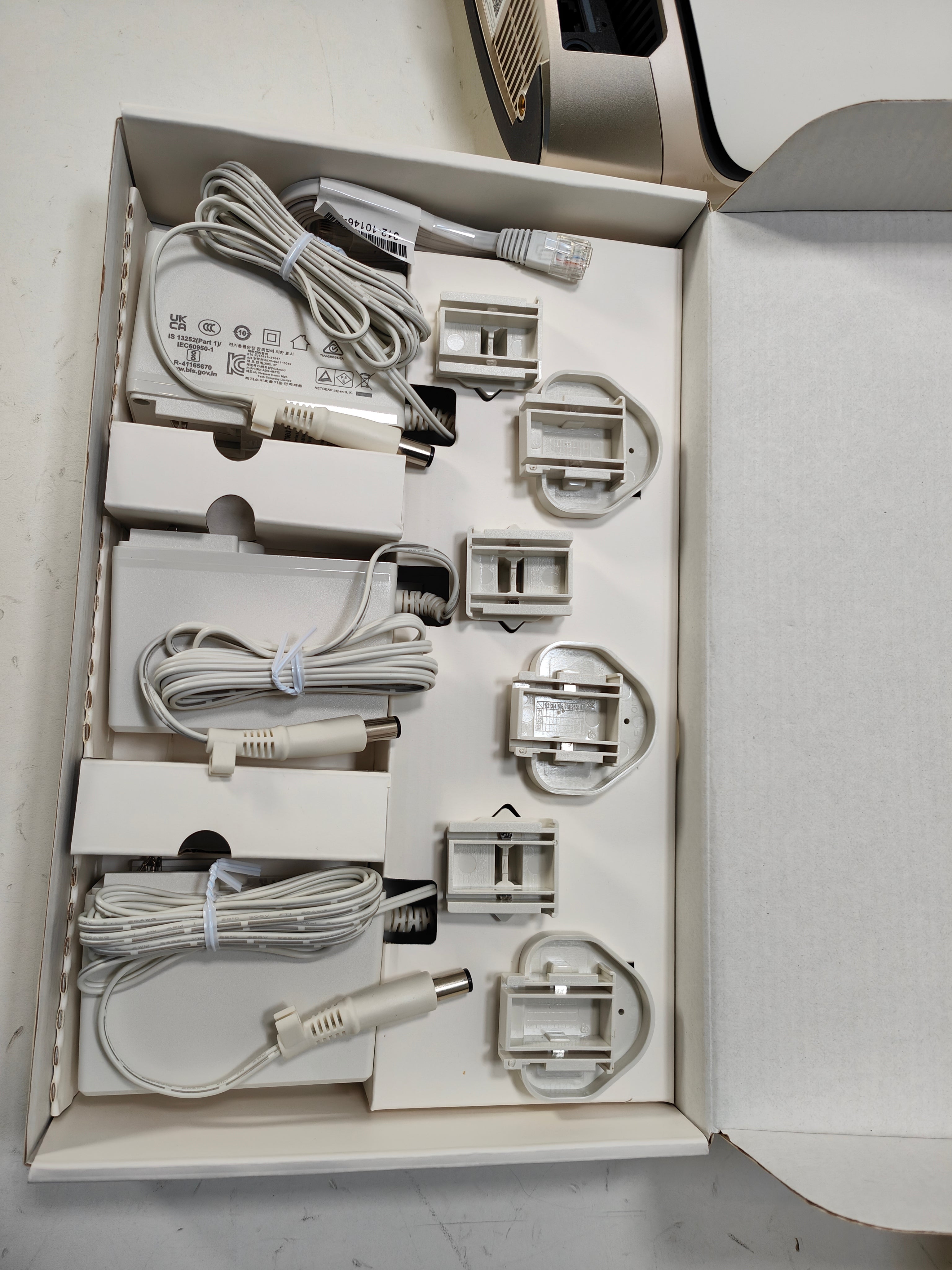 Netgear Orbi mesh wifi 6E RBKE963 3-pack