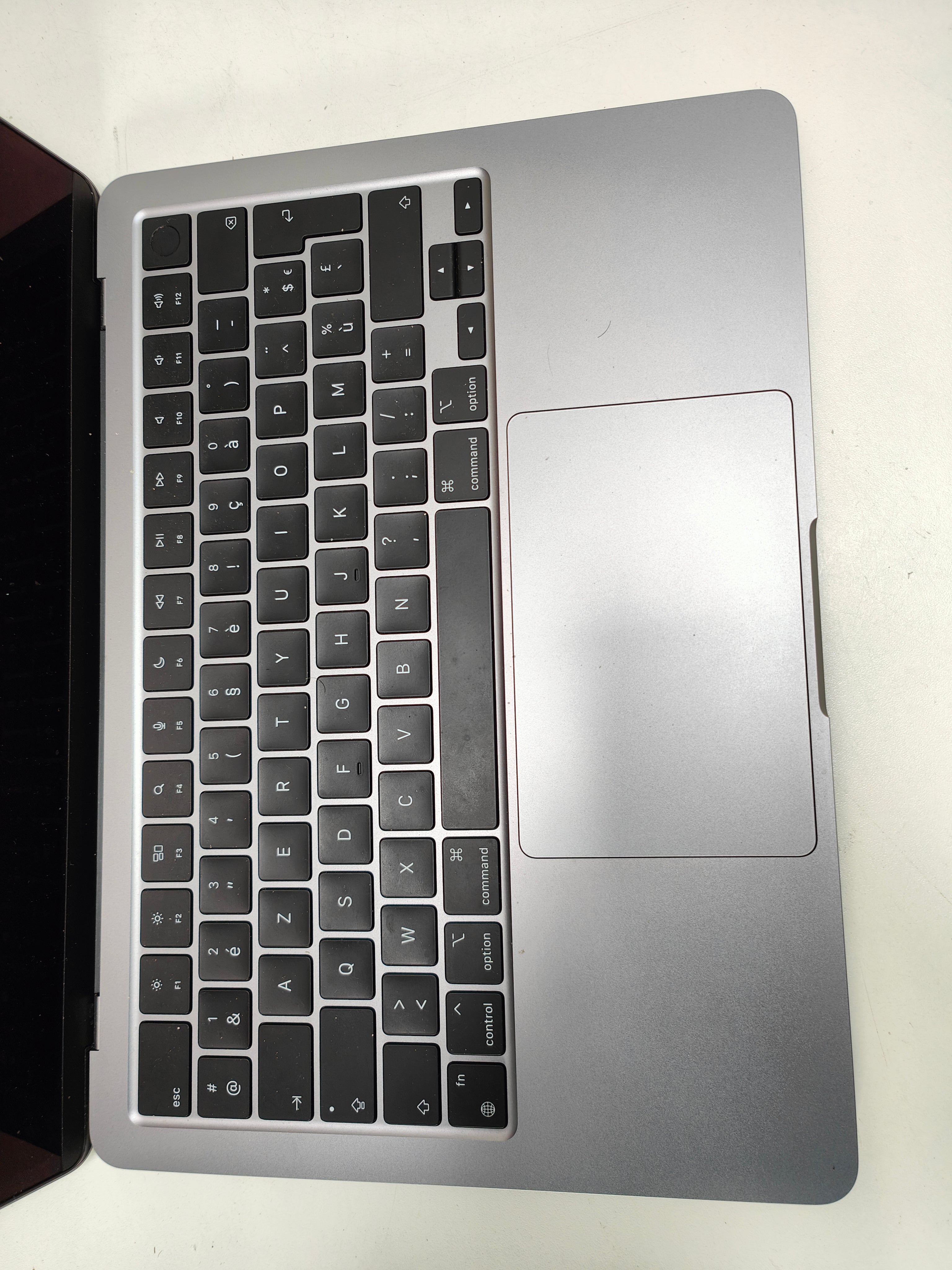 Apple MacBook Air 13" (2024) M3 (8/10) 16GB/256GB Spacegrijs AZERTY