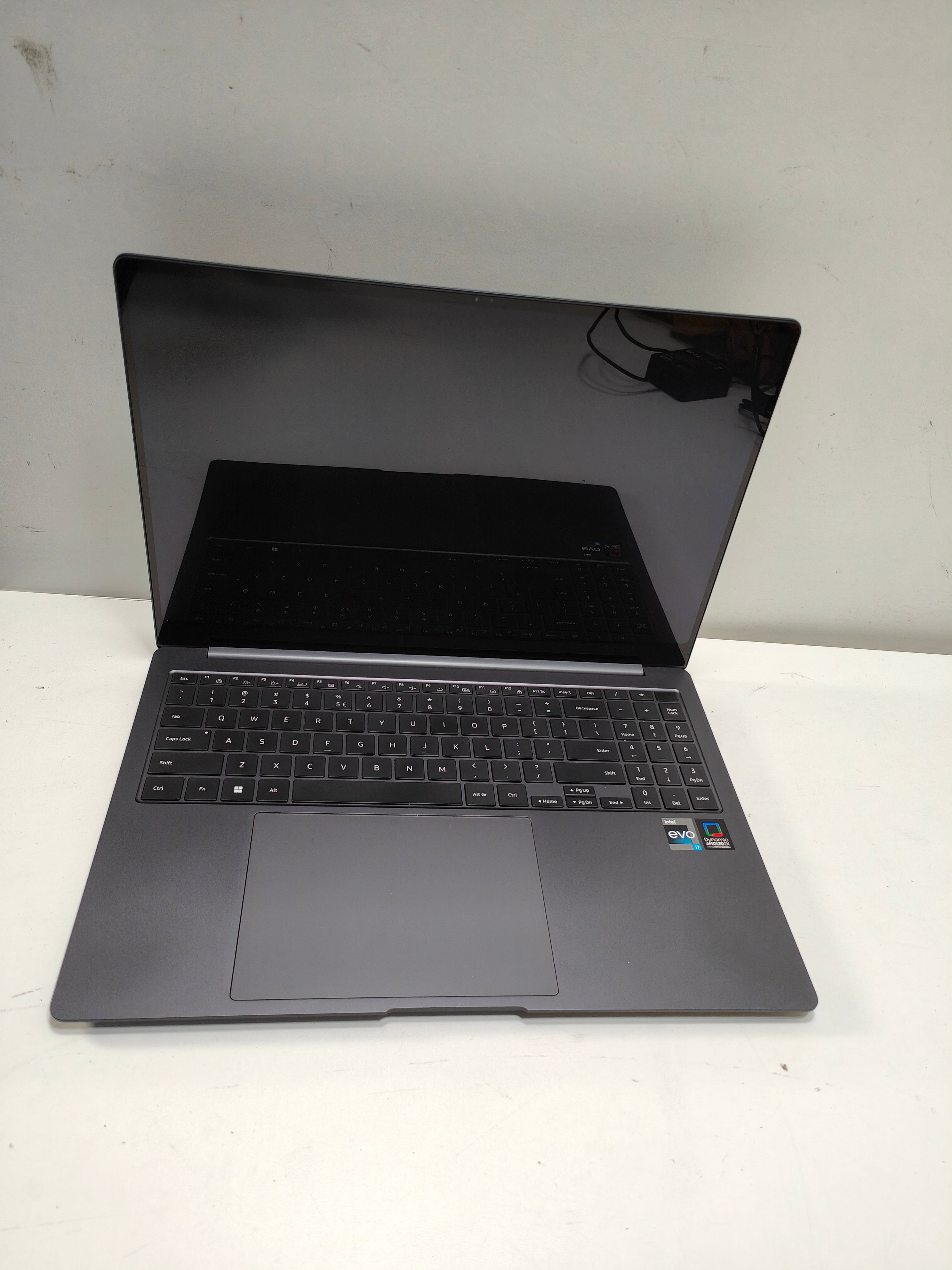 Samsung Galaxy Book3 Pro NP960XFG-KC1NL QWERTY