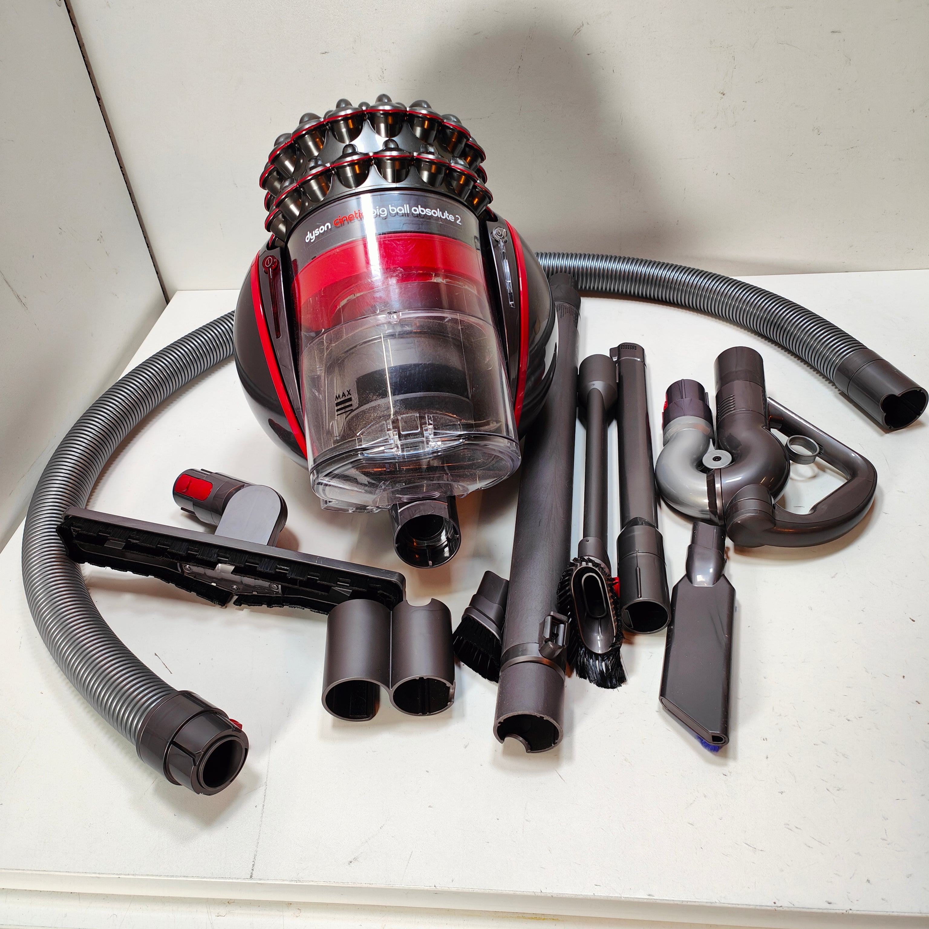 Dyson Cinetic Big Ball Absolute 2