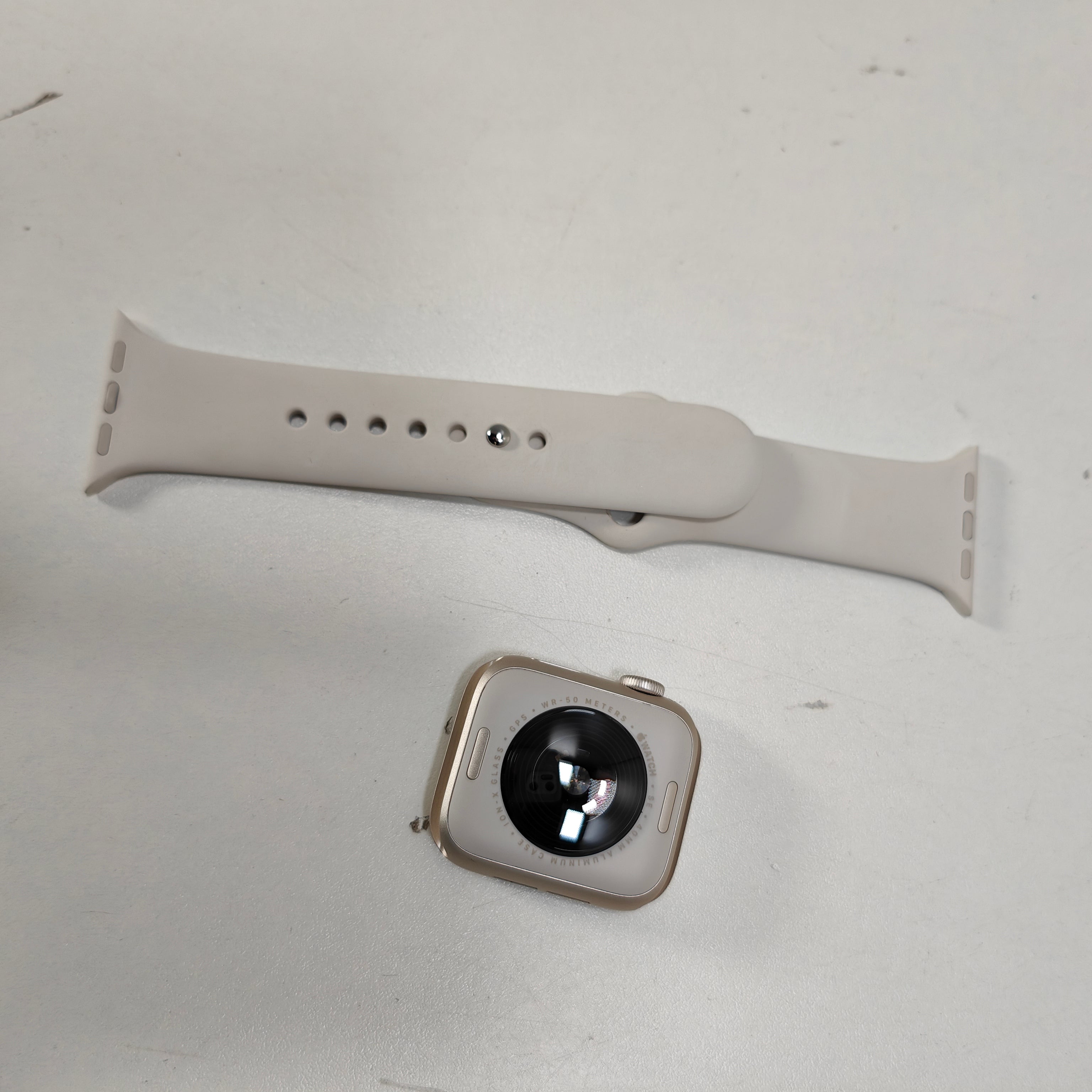 Apple Watch SE (2024) 40mm Starlight Sport Band S/M