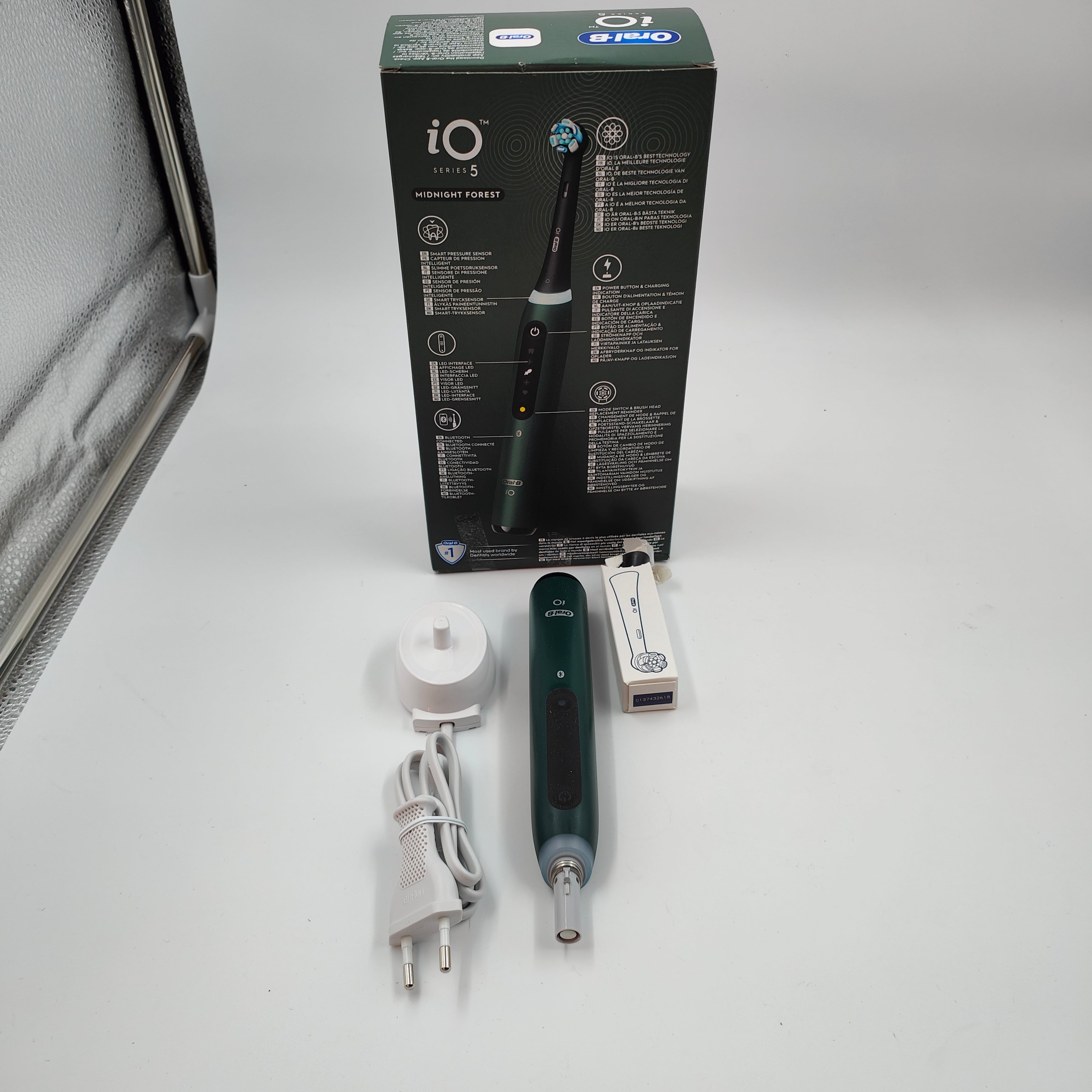 Oral-B iO series 5 Forest Green