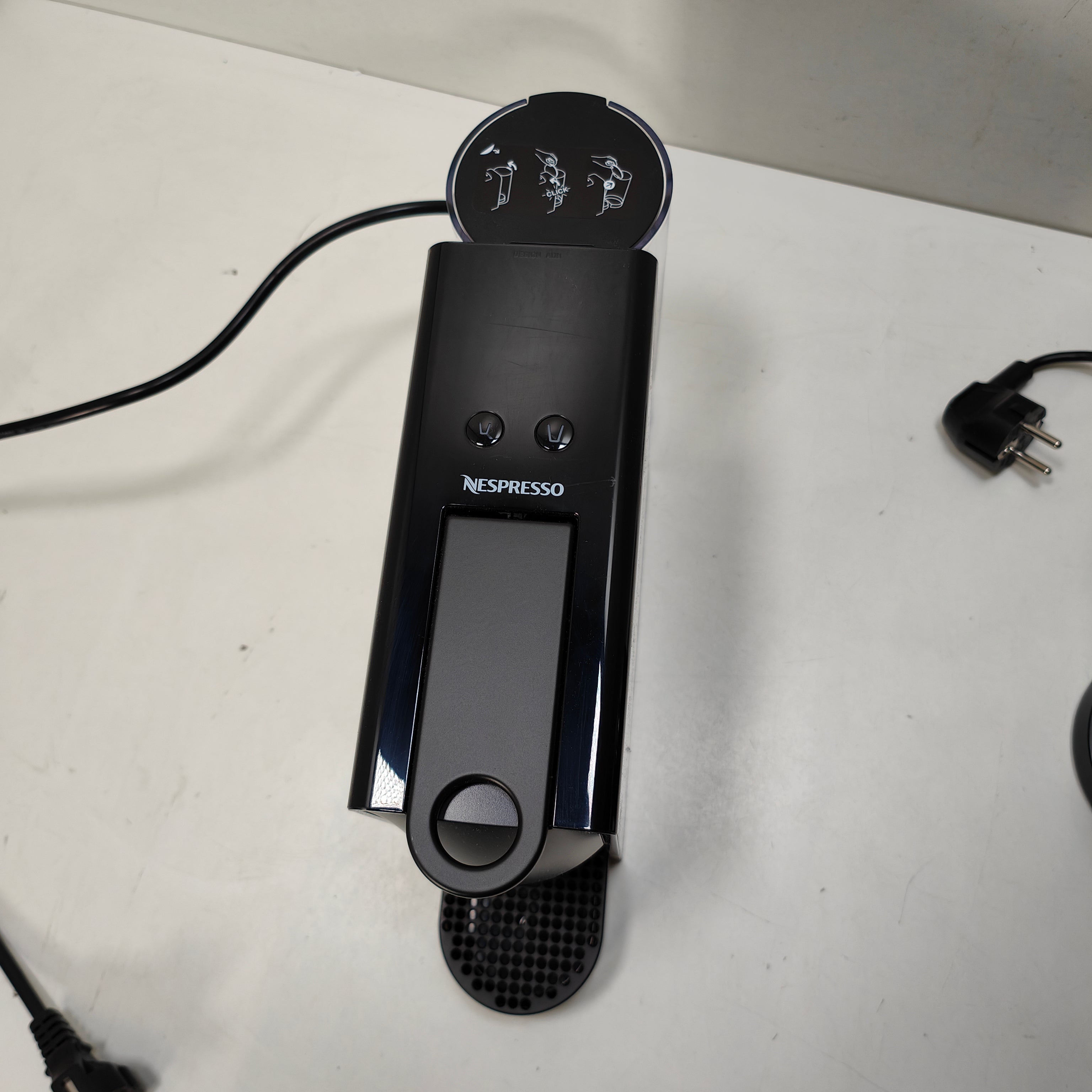 Krups Nespresso Essenza Mini XN1118 Noir + Mousseur à lait