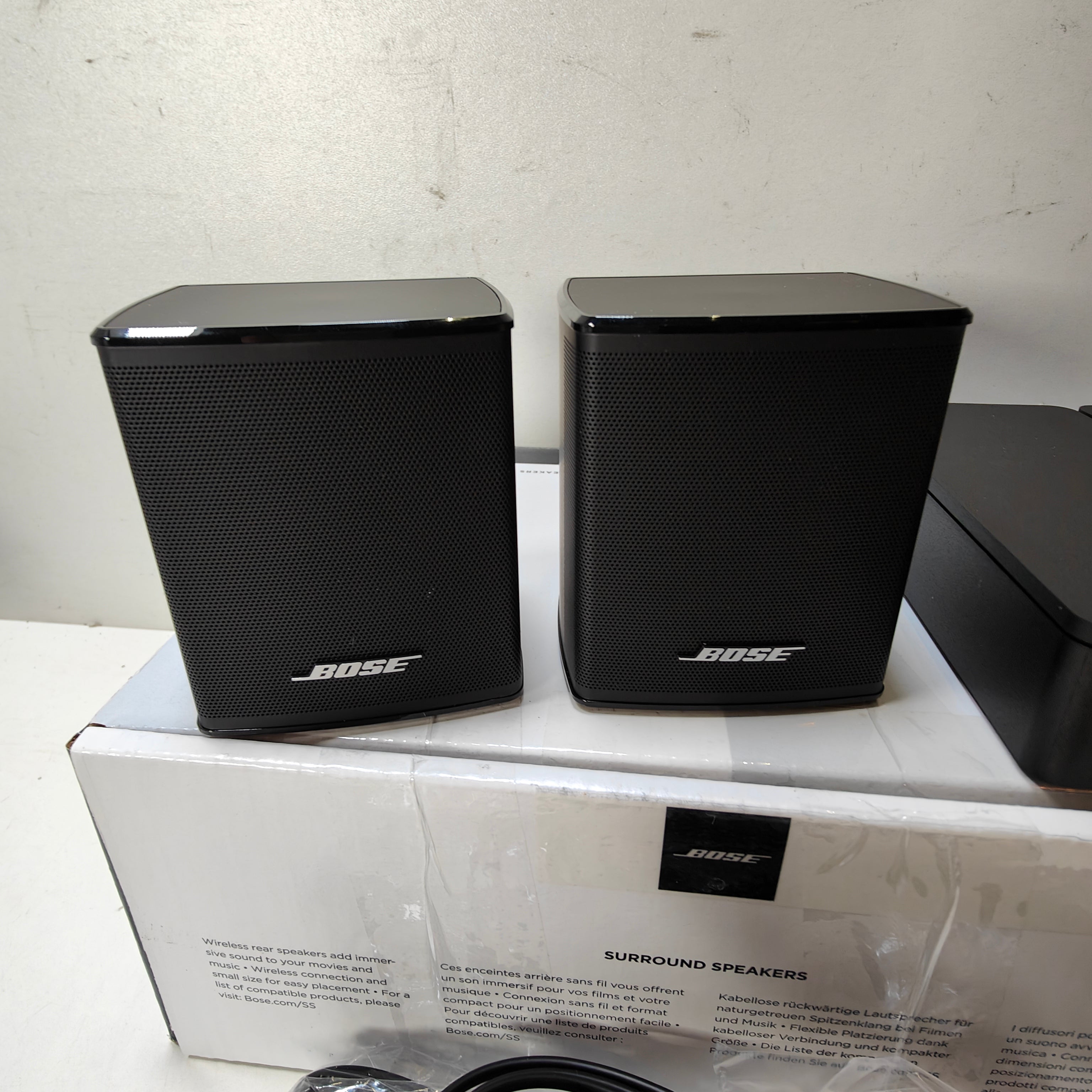 Bose Surround Speakers Zwart