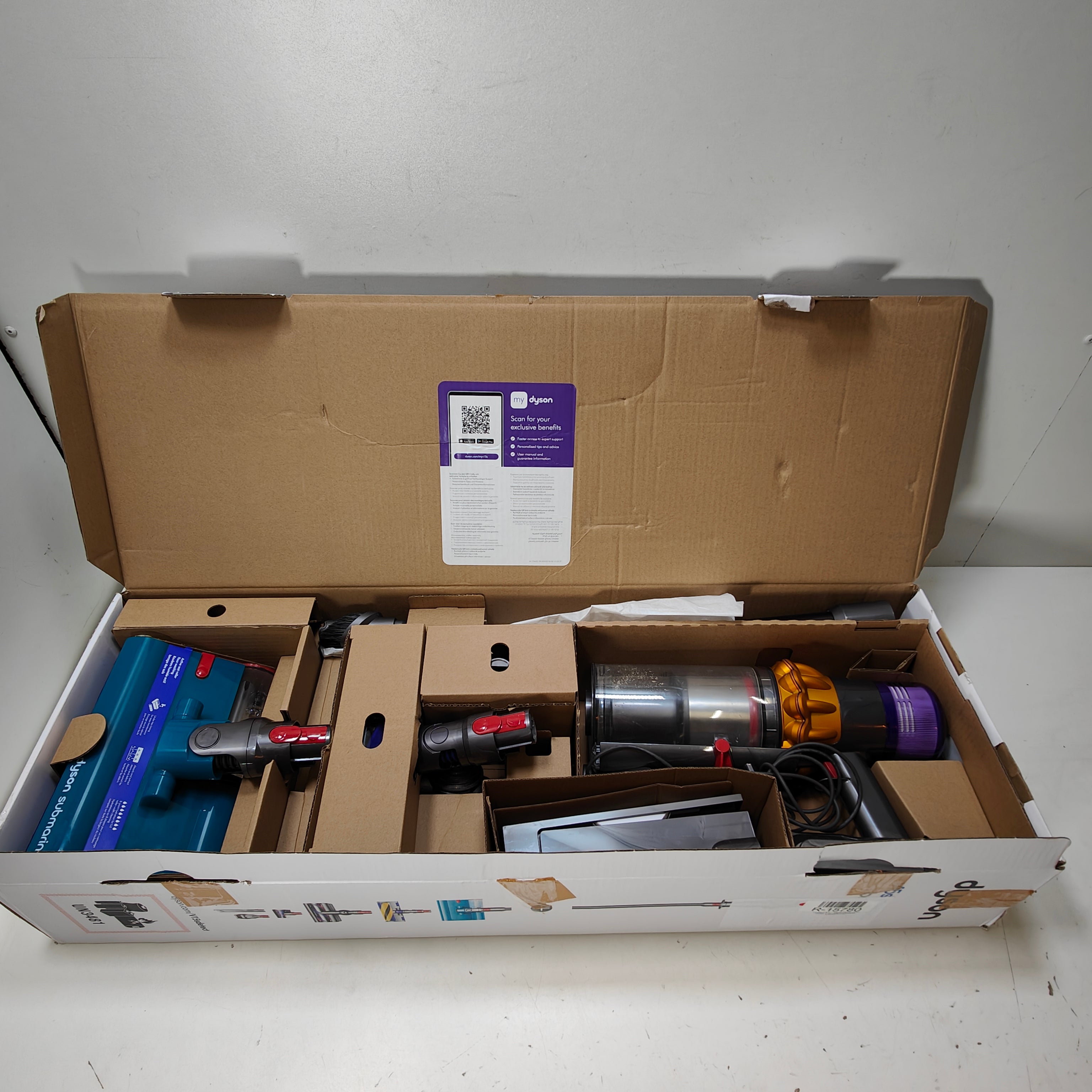 Dyson V15s Detect Submarine