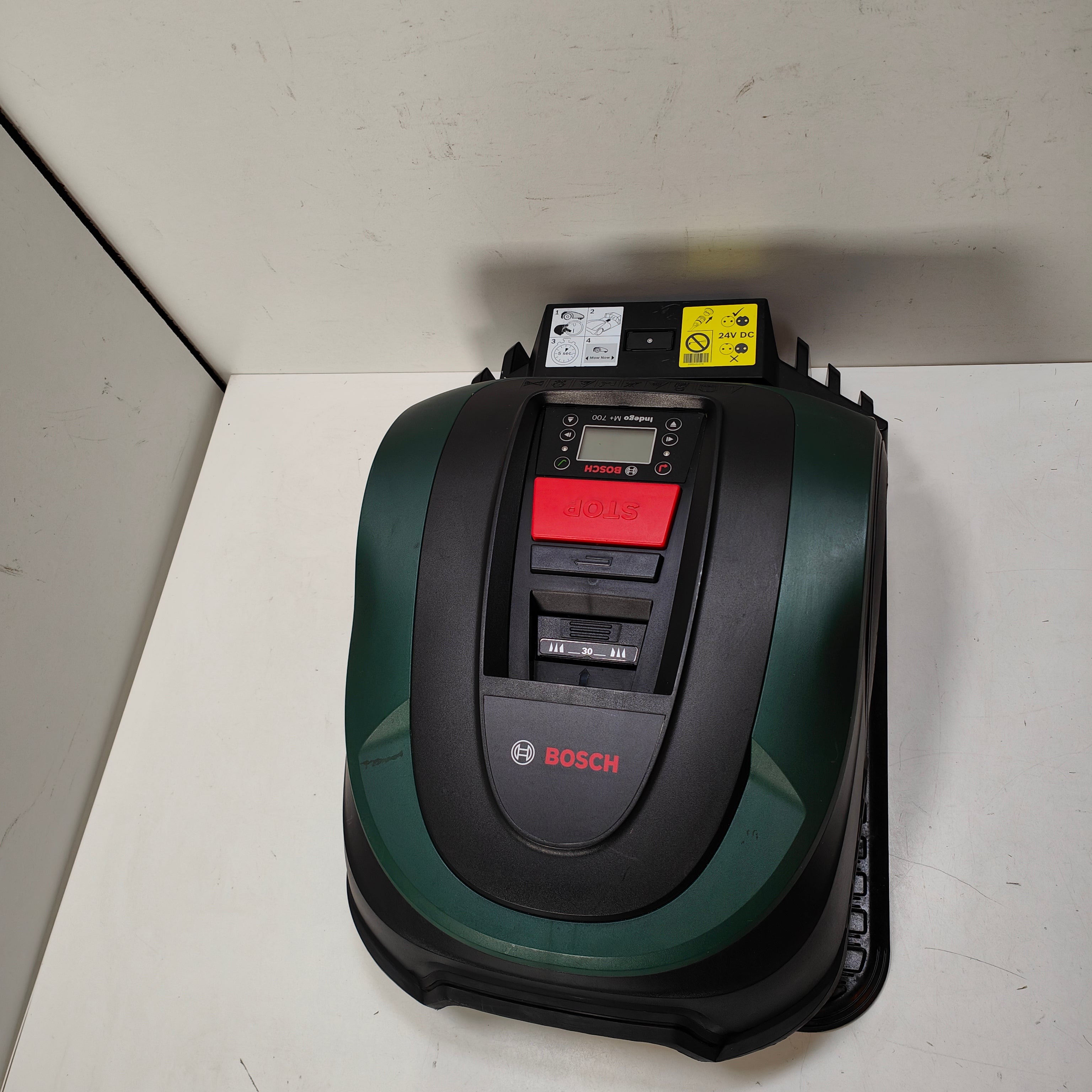 Bosch Indego M + 700