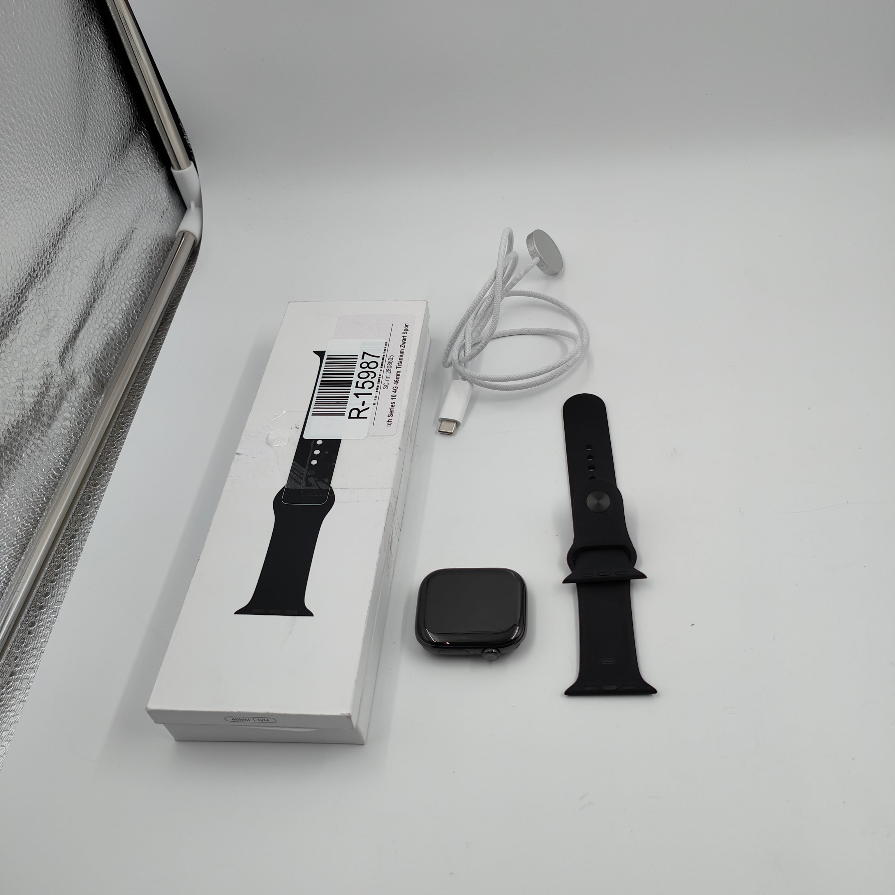 Apple Watch Series 10 4G 46mm Titanium Zwart Sportband S/M