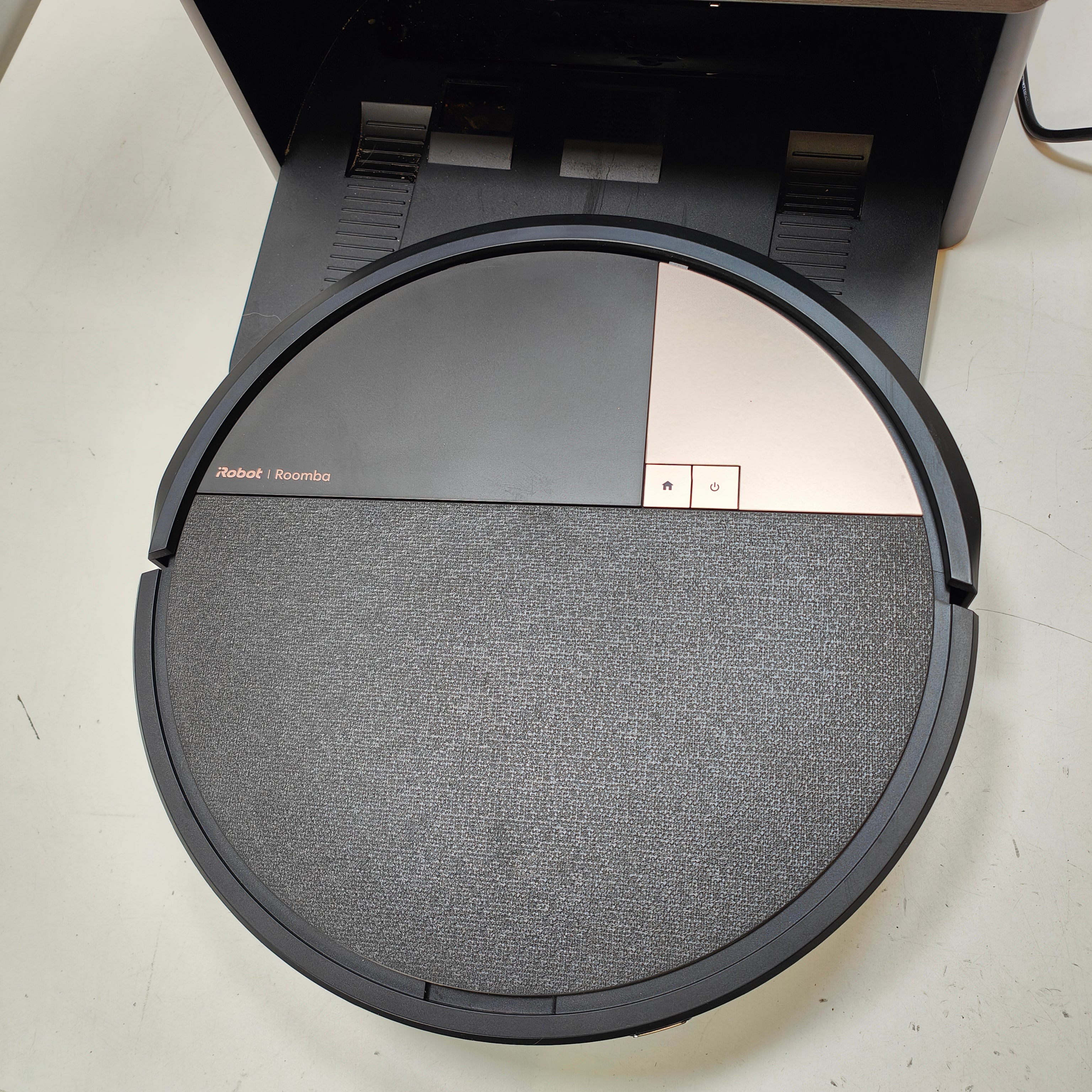 iRobot Roomba Max 705 Combo + Black