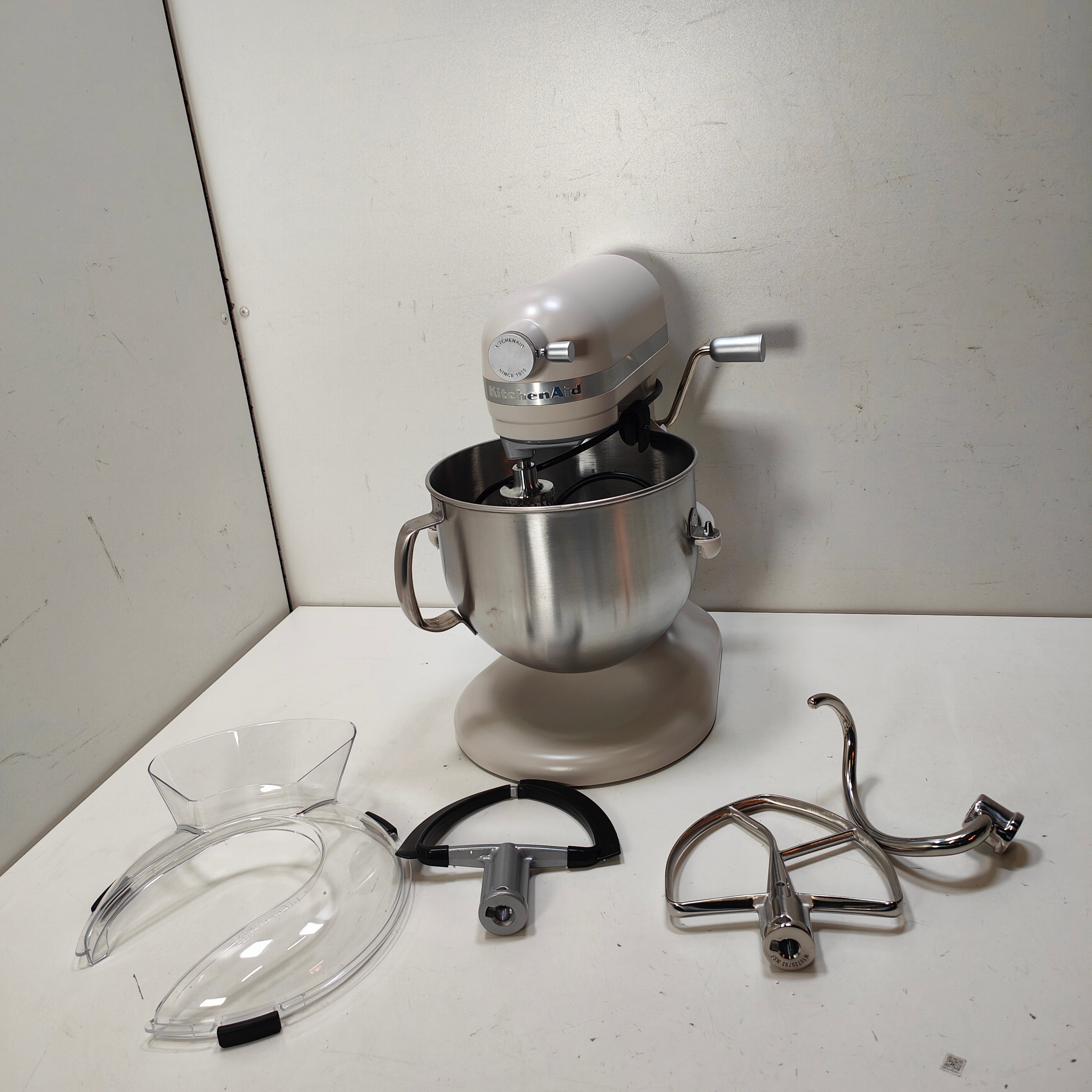 Kitchenaid Artisan Schüsselheber 5KSM70SHXEMH Milchshake