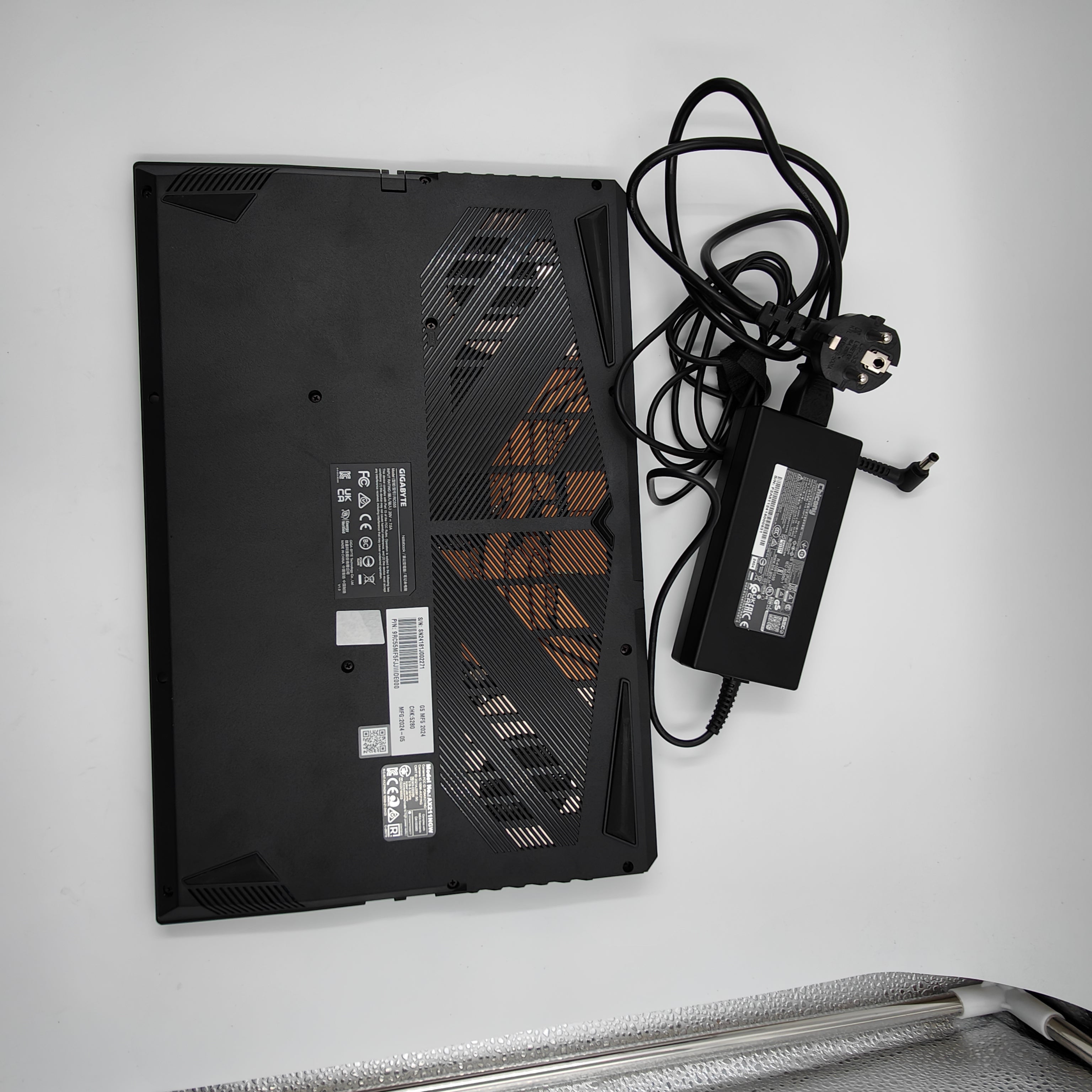 Gigabyte G5 MF5-H2DE354KH QWERTZ