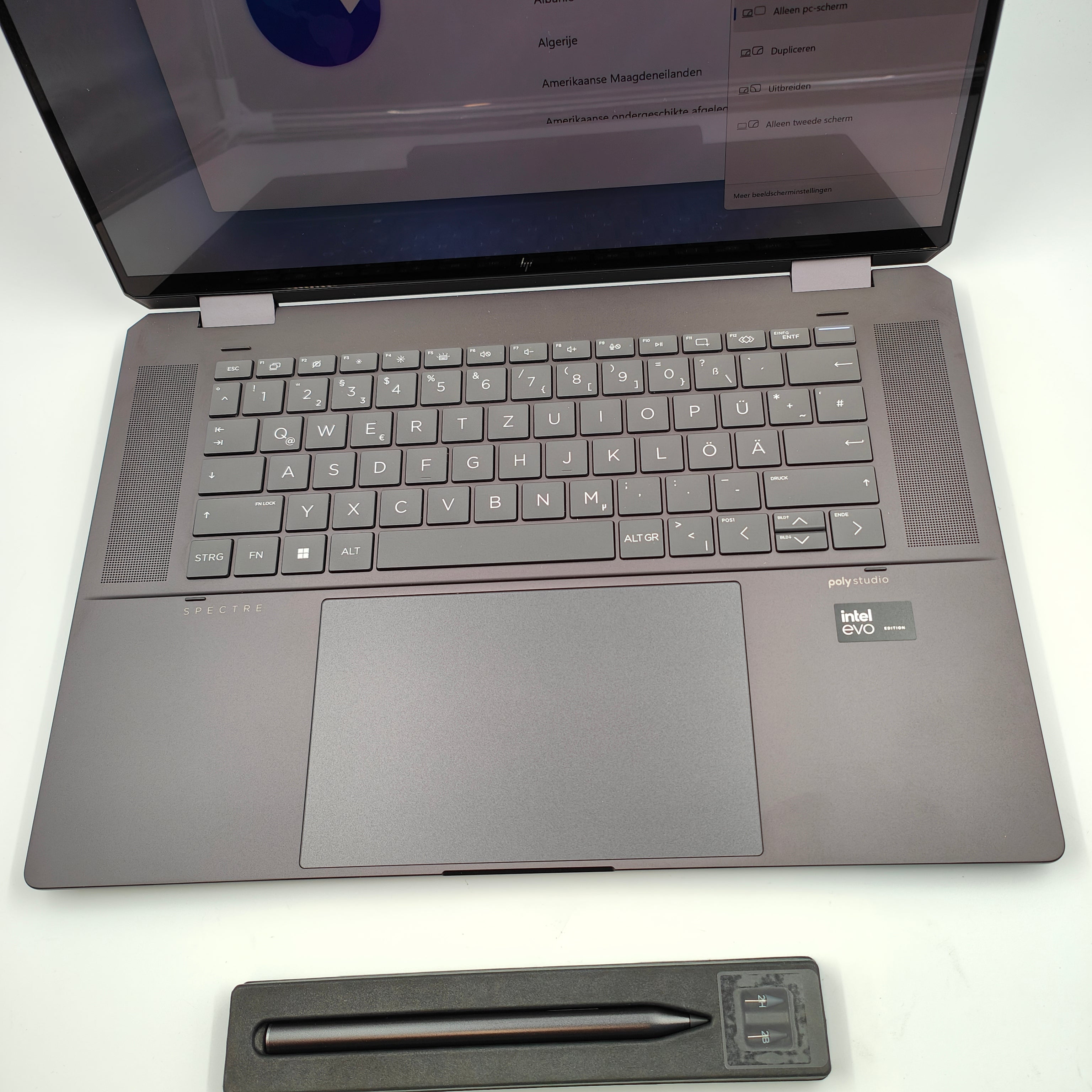 HP Spectre x360 16-aa0074ng QWERTZ