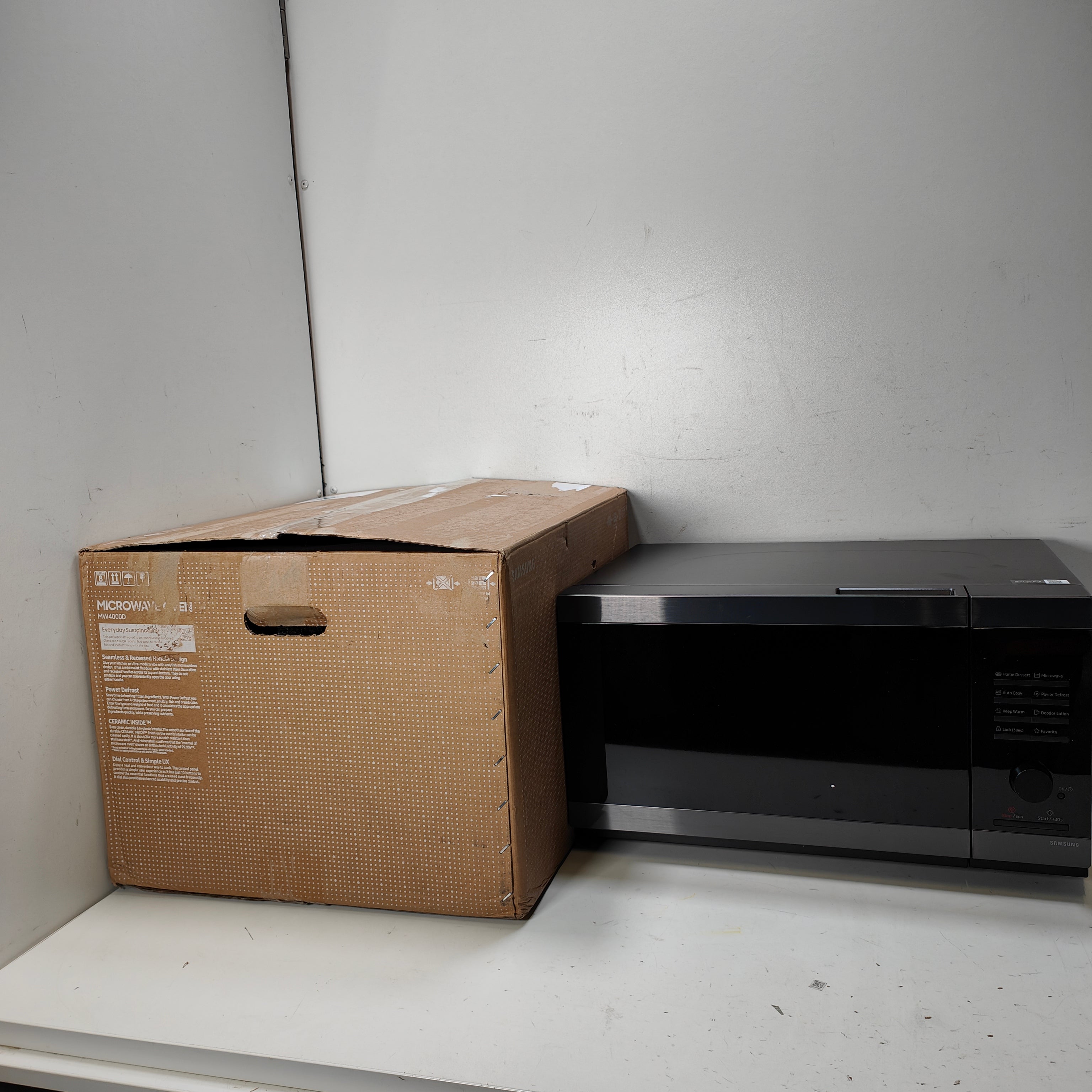 Samsung MS32DG4504AGE1