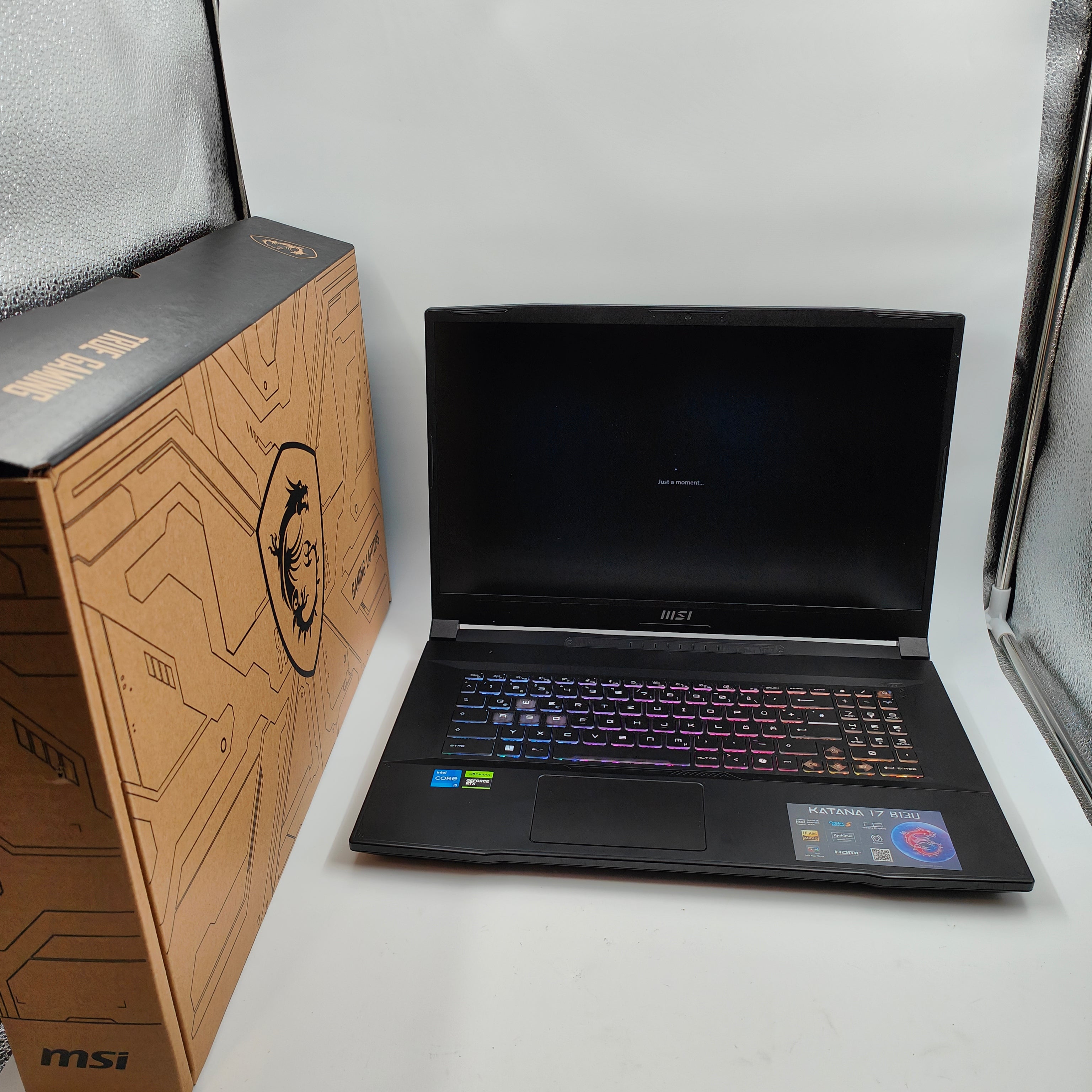 MSI Katana 17 B13UCRK-1402 QWERTZ