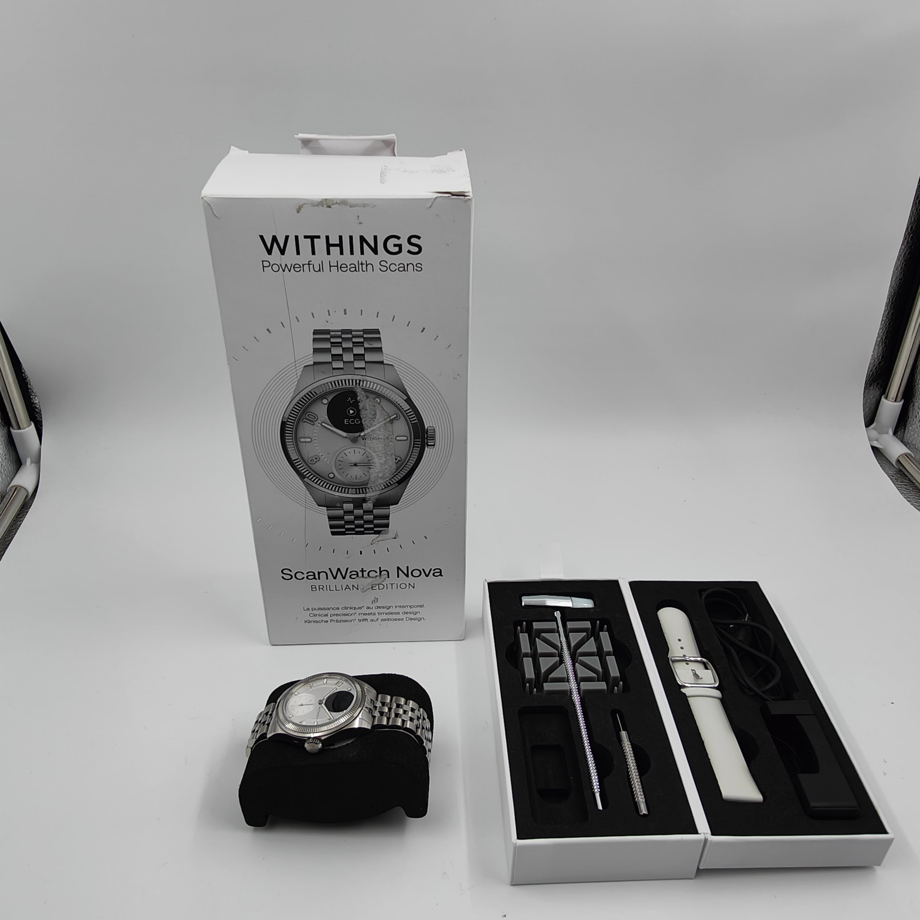 Withings ScanWatch Nova Brilliant Edition Titanium Silver