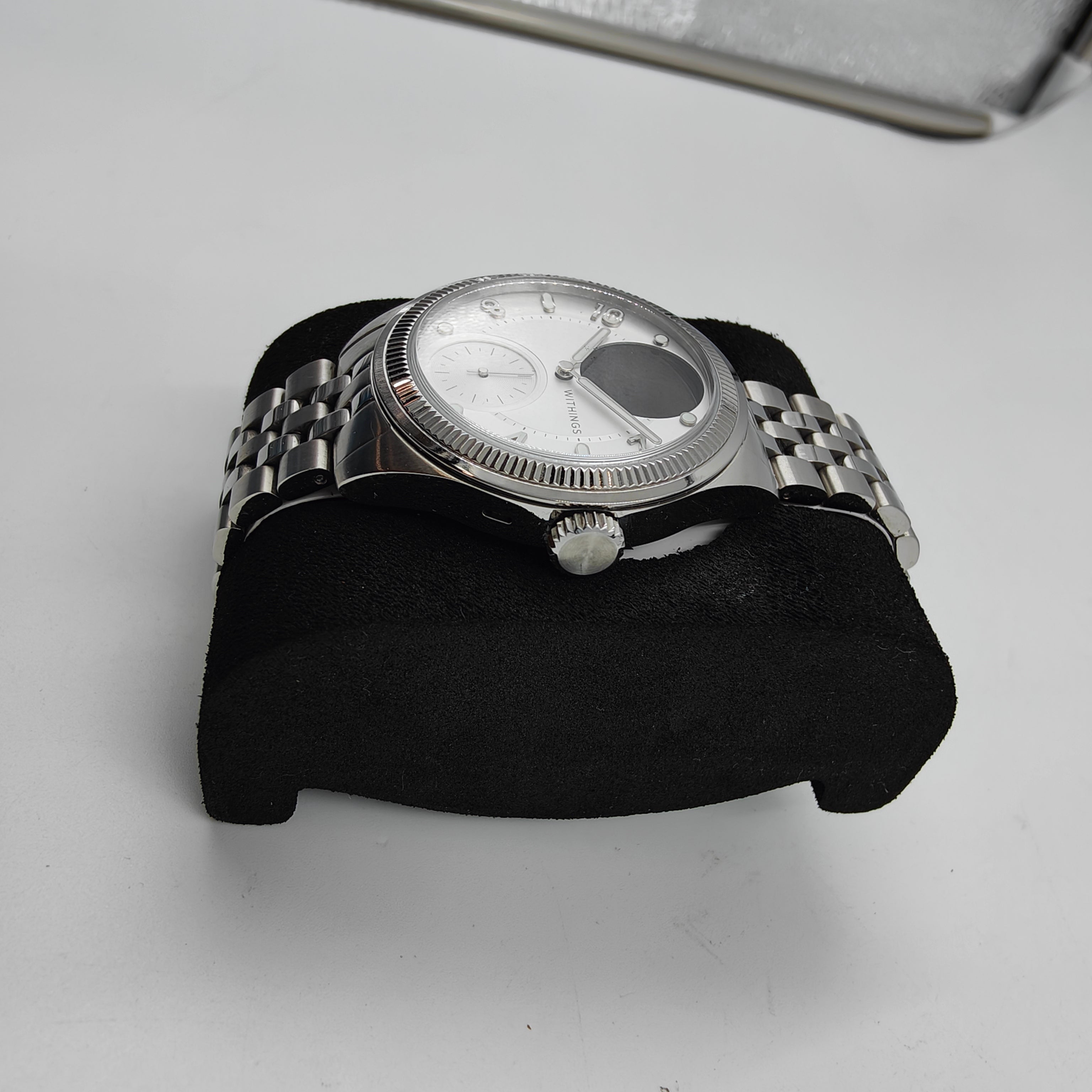 Withings ScanWatch Nova Brilliant Edition Titan Silber